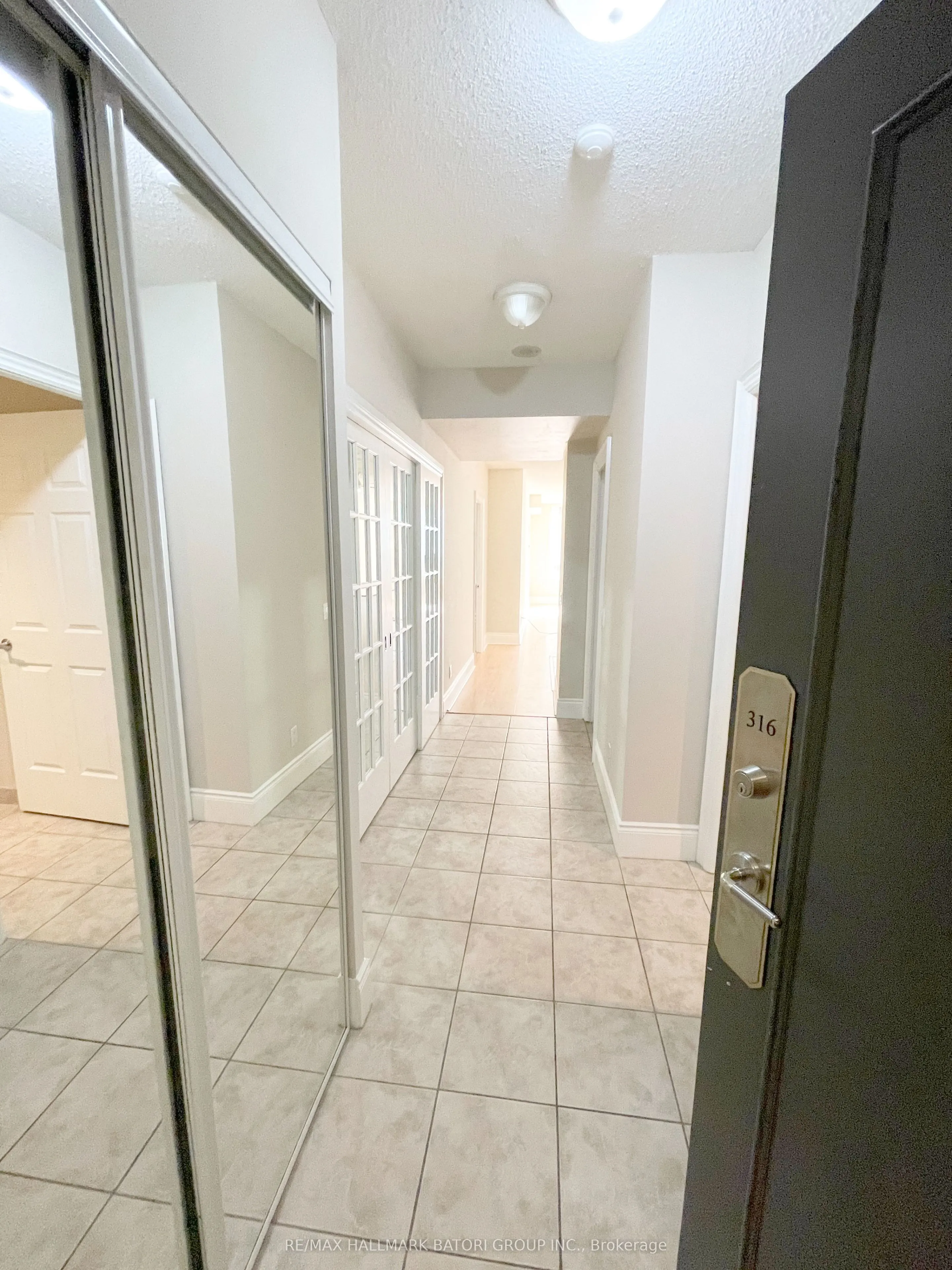 5233 Dundas Street W #316