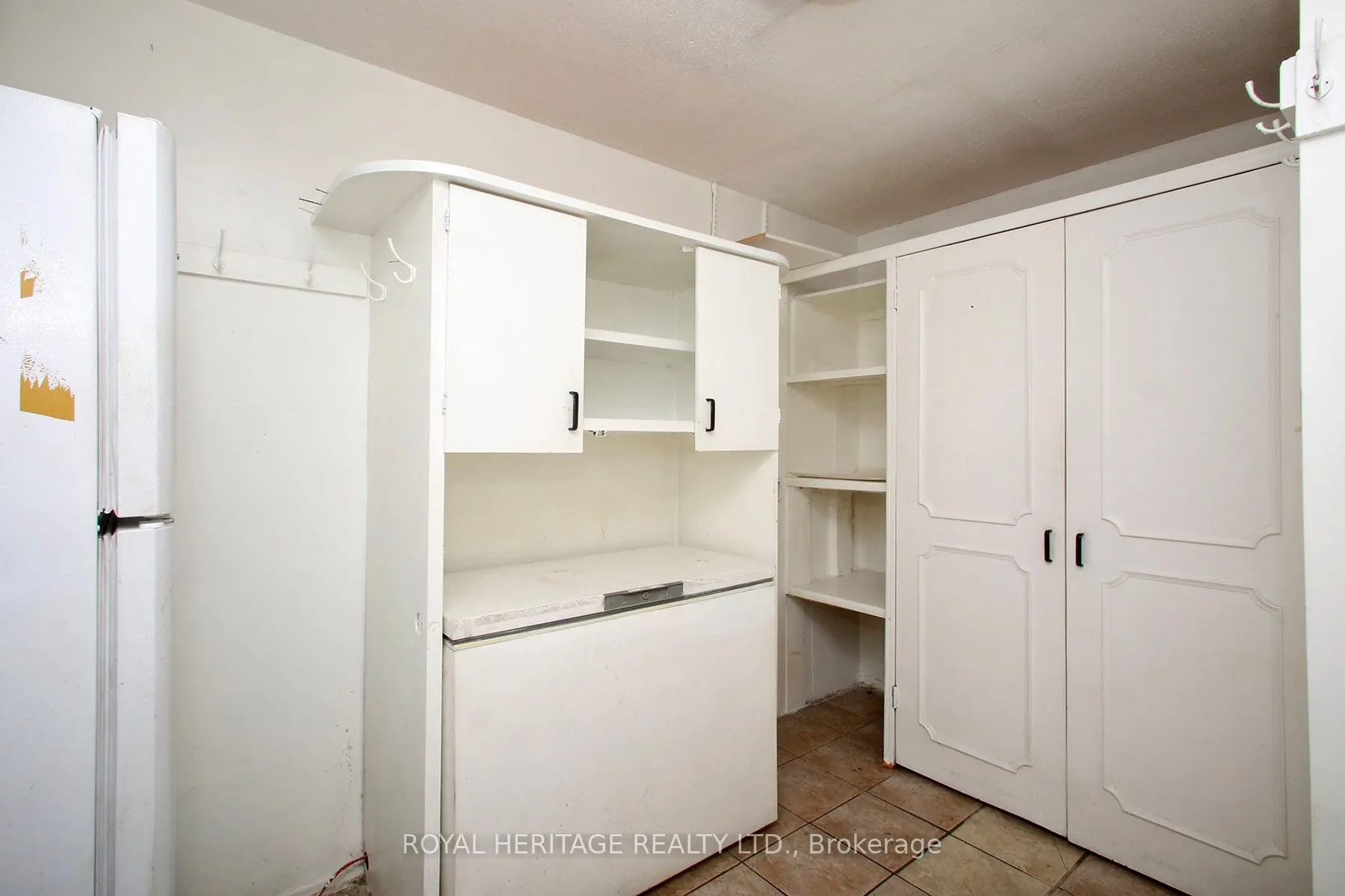 511 The West Mall #207