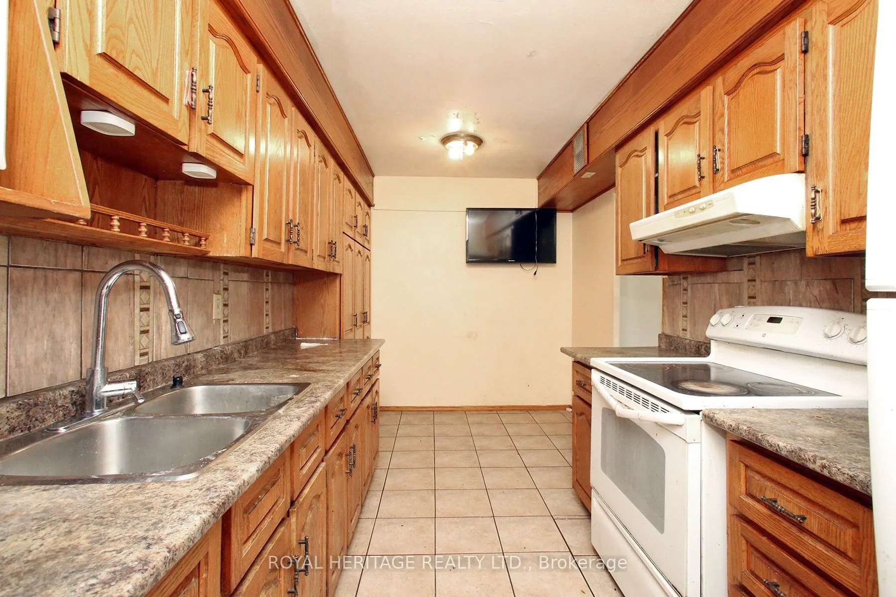 511 The West Mall #207