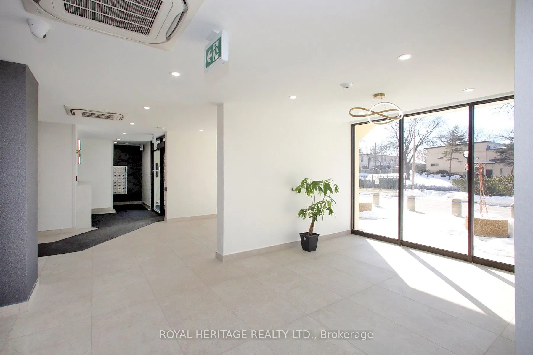 511 The West Mall #207