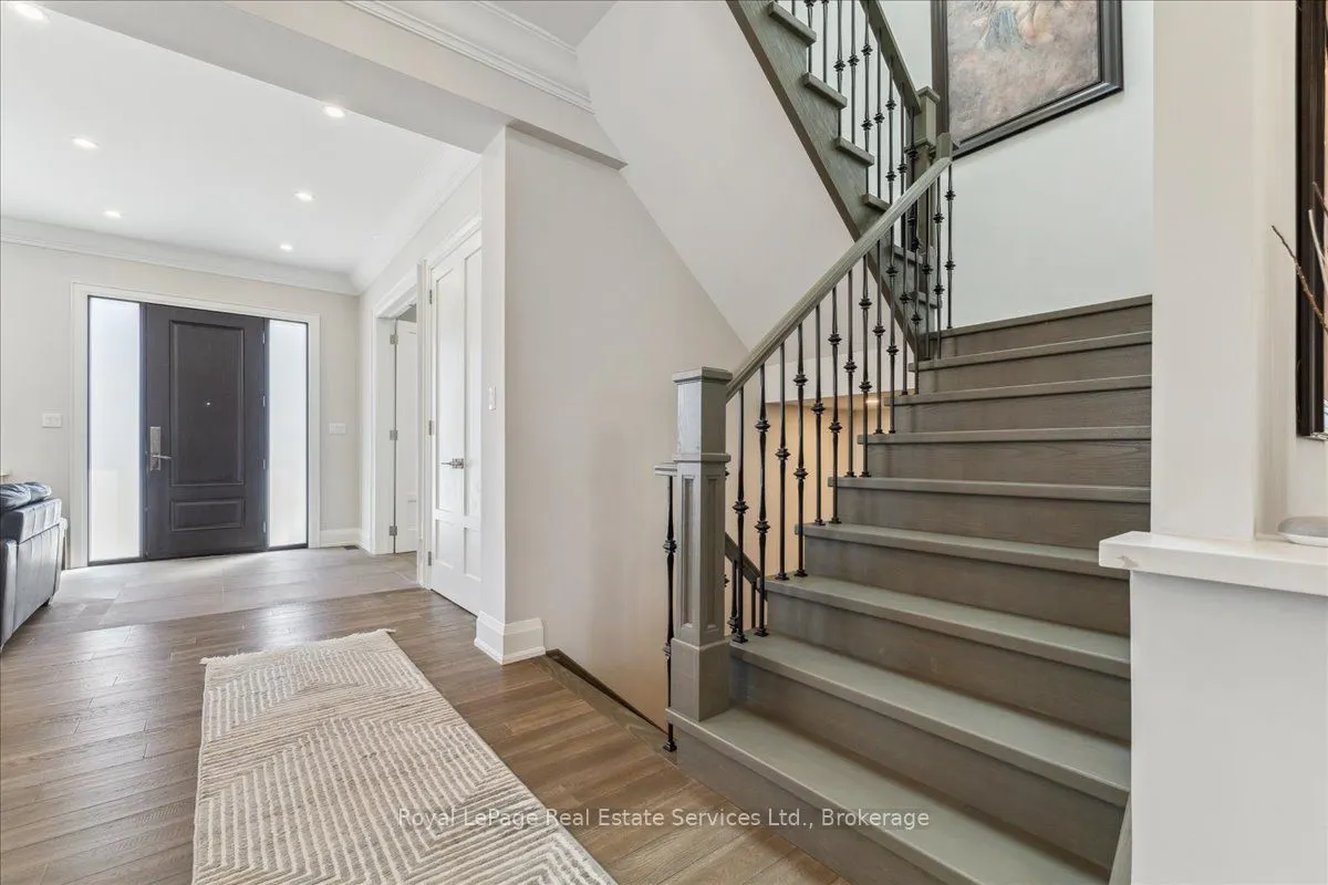 1211 Pinegrove Road