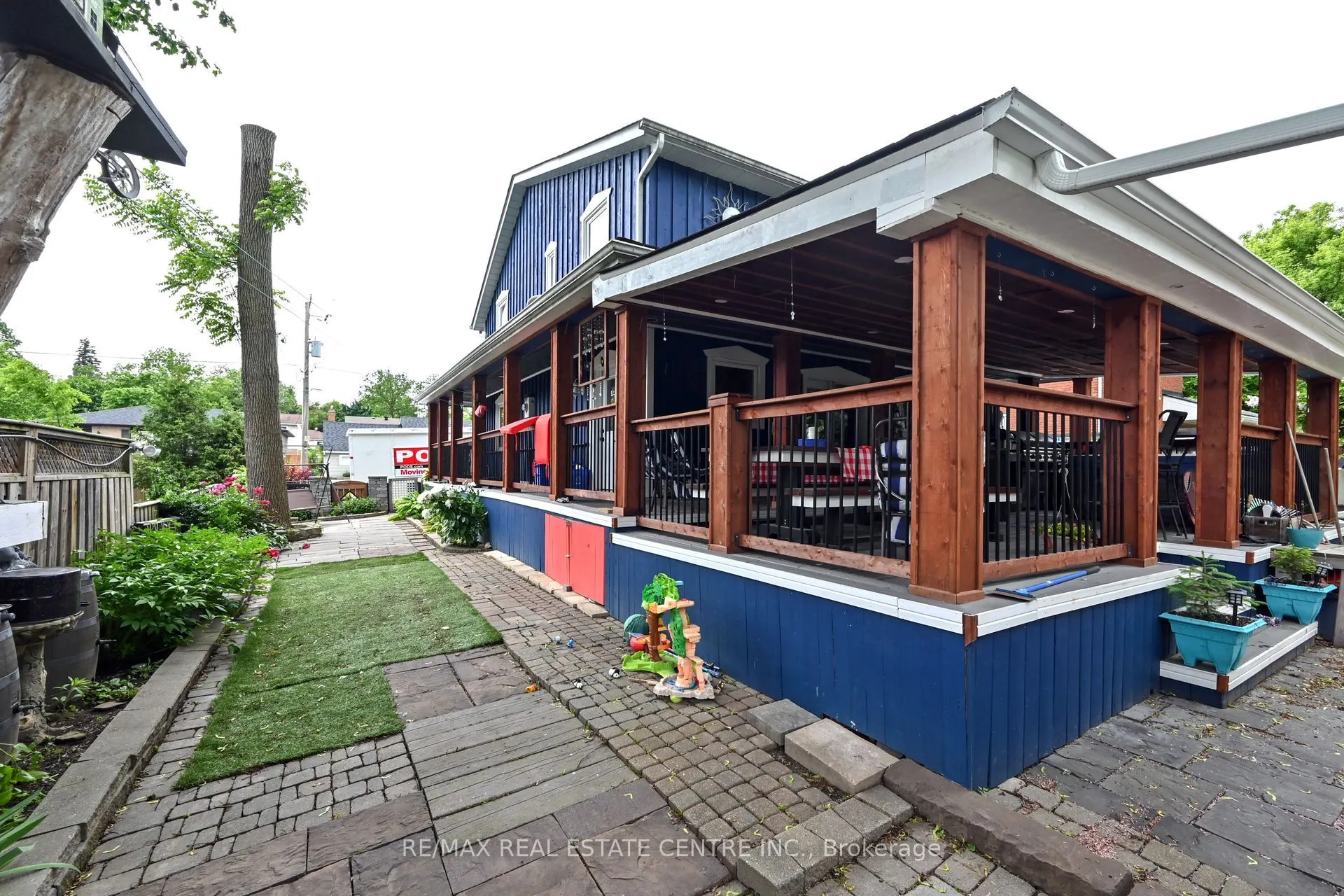 79 Commercial Street