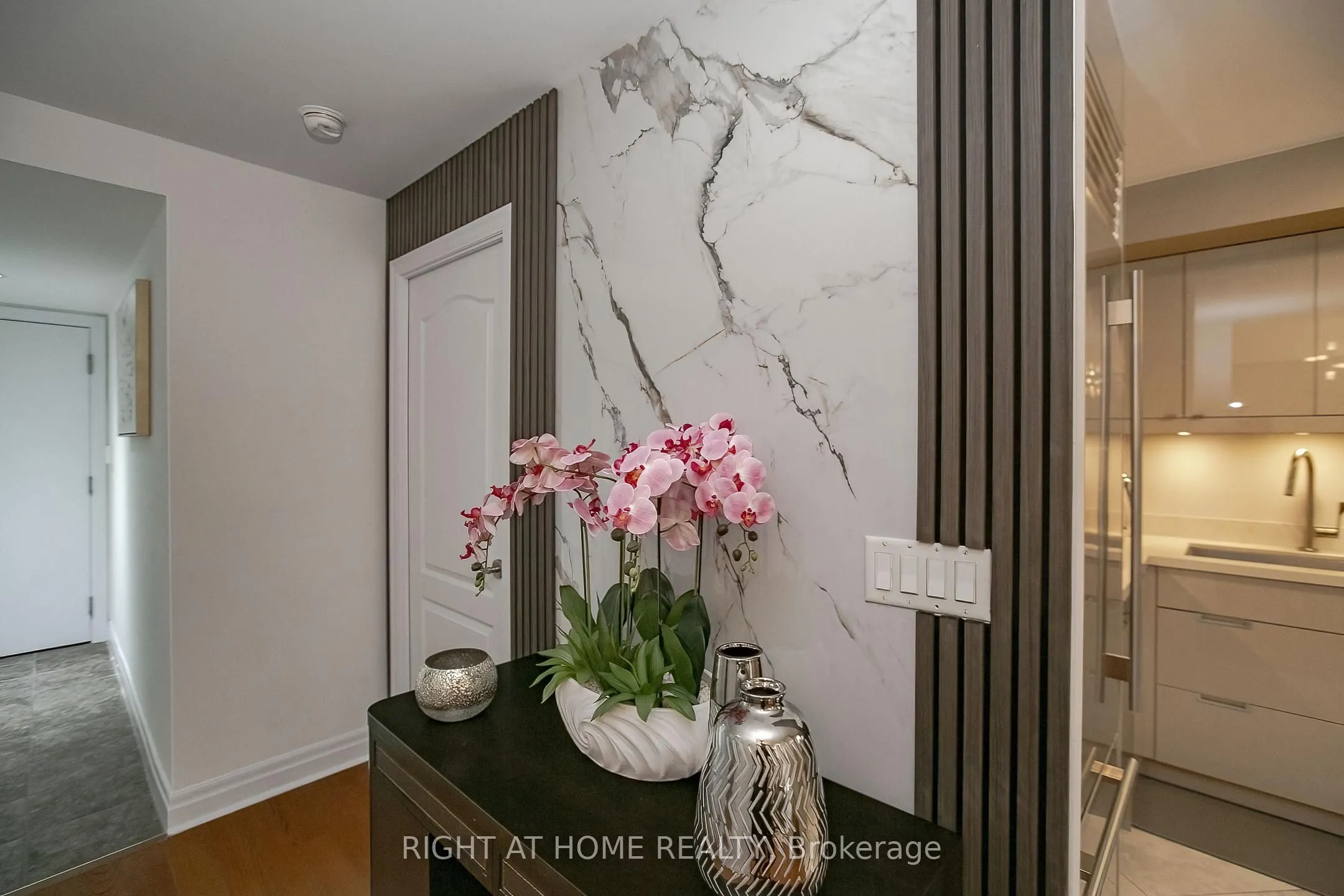 2119 Lake Shore Boulevard W #217