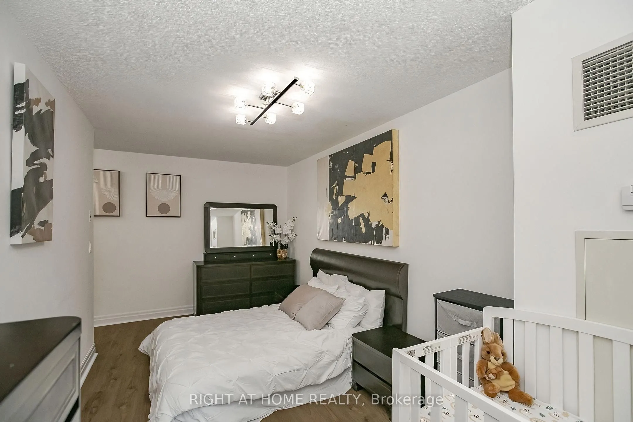 2119 Lake Shore Boulevard W #217