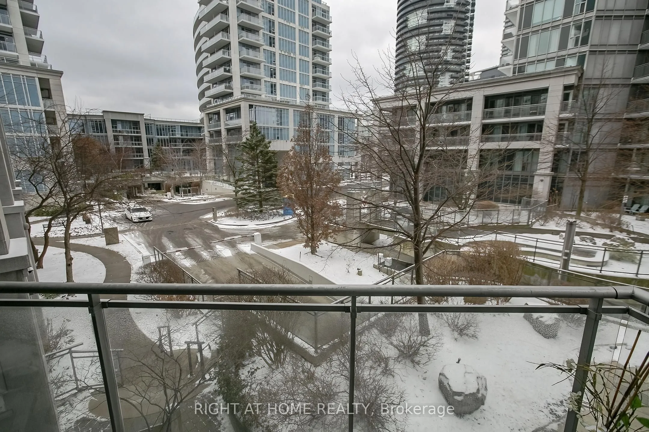 2119 Lake Shore Boulevard W #217