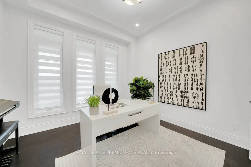 79 Amos Drive