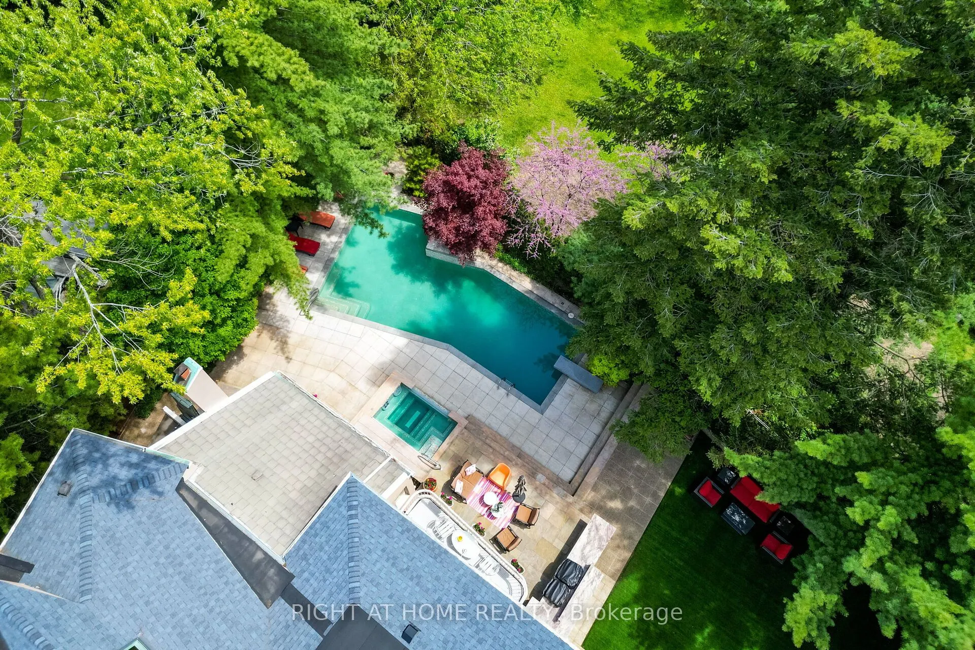 1 Friars Lane