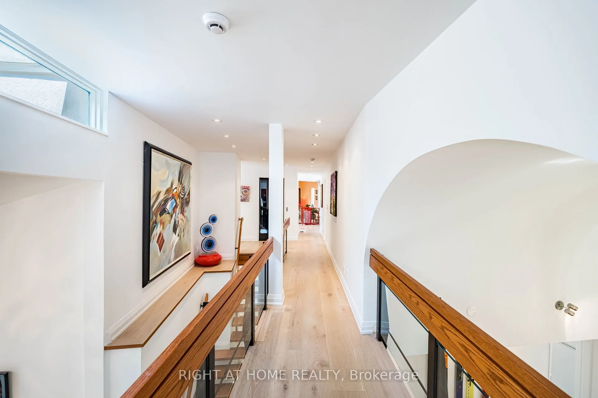 1 Friars Lane