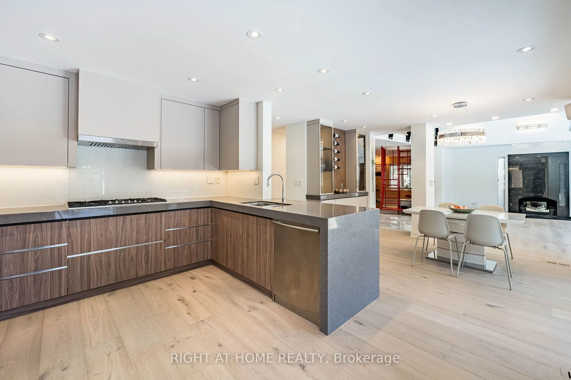 1 Friars Lane