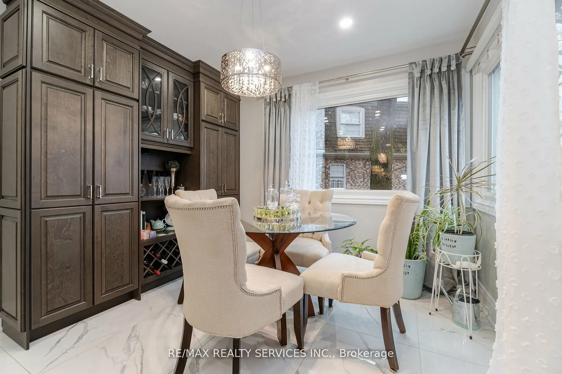 15 Pine Ridge Lane
