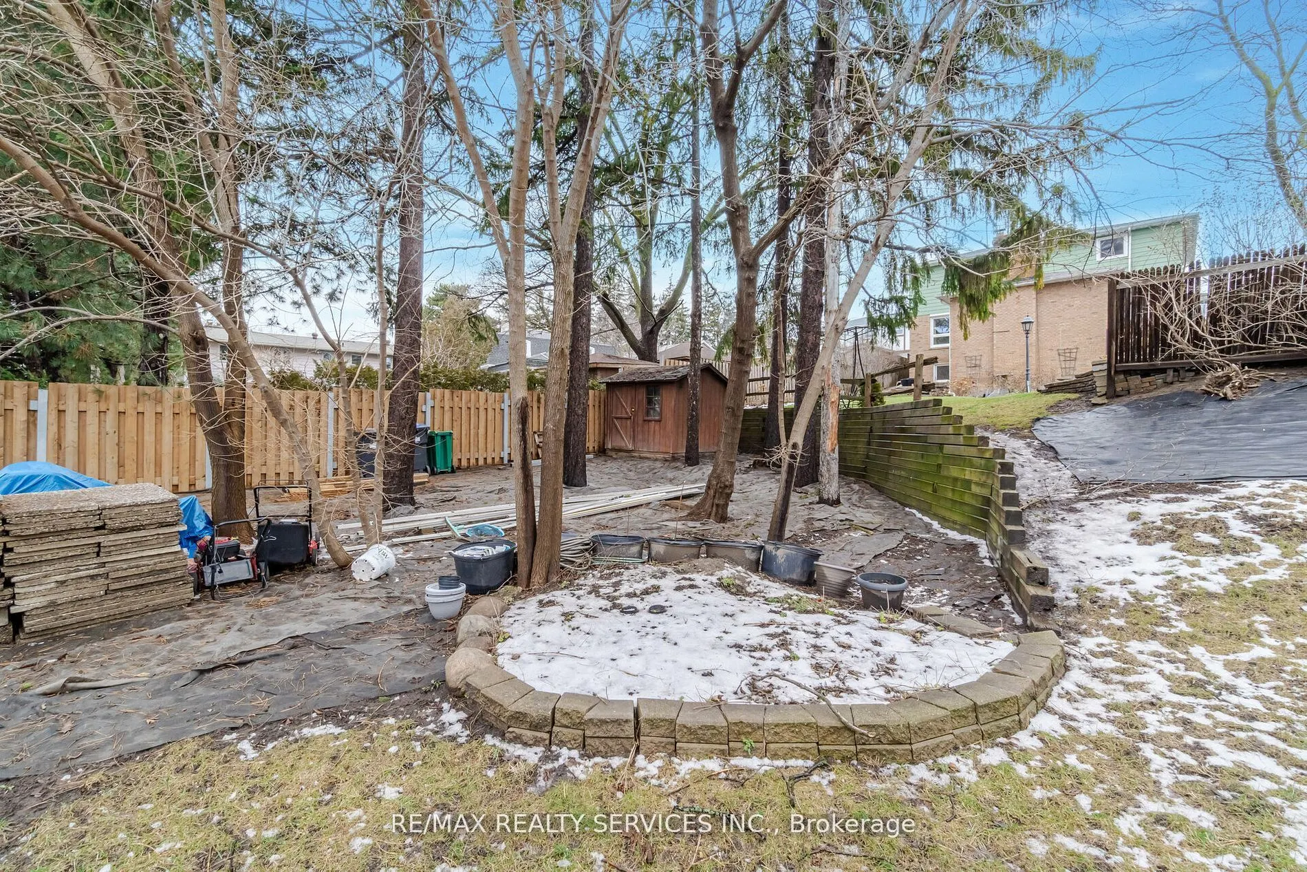 15 Pine Ridge Lane