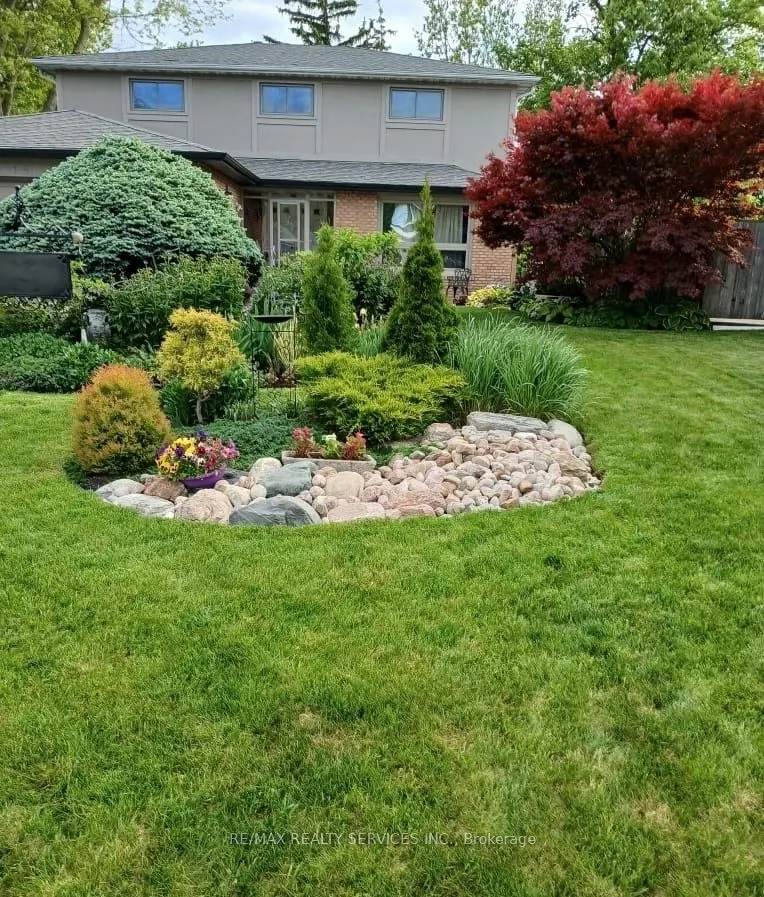 15 Pine Ridge Lane