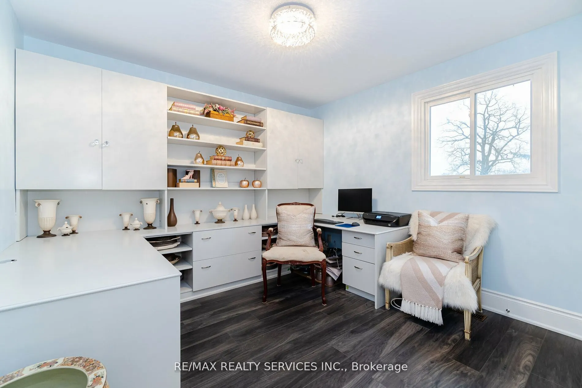 15 Pine Ridge Lane
