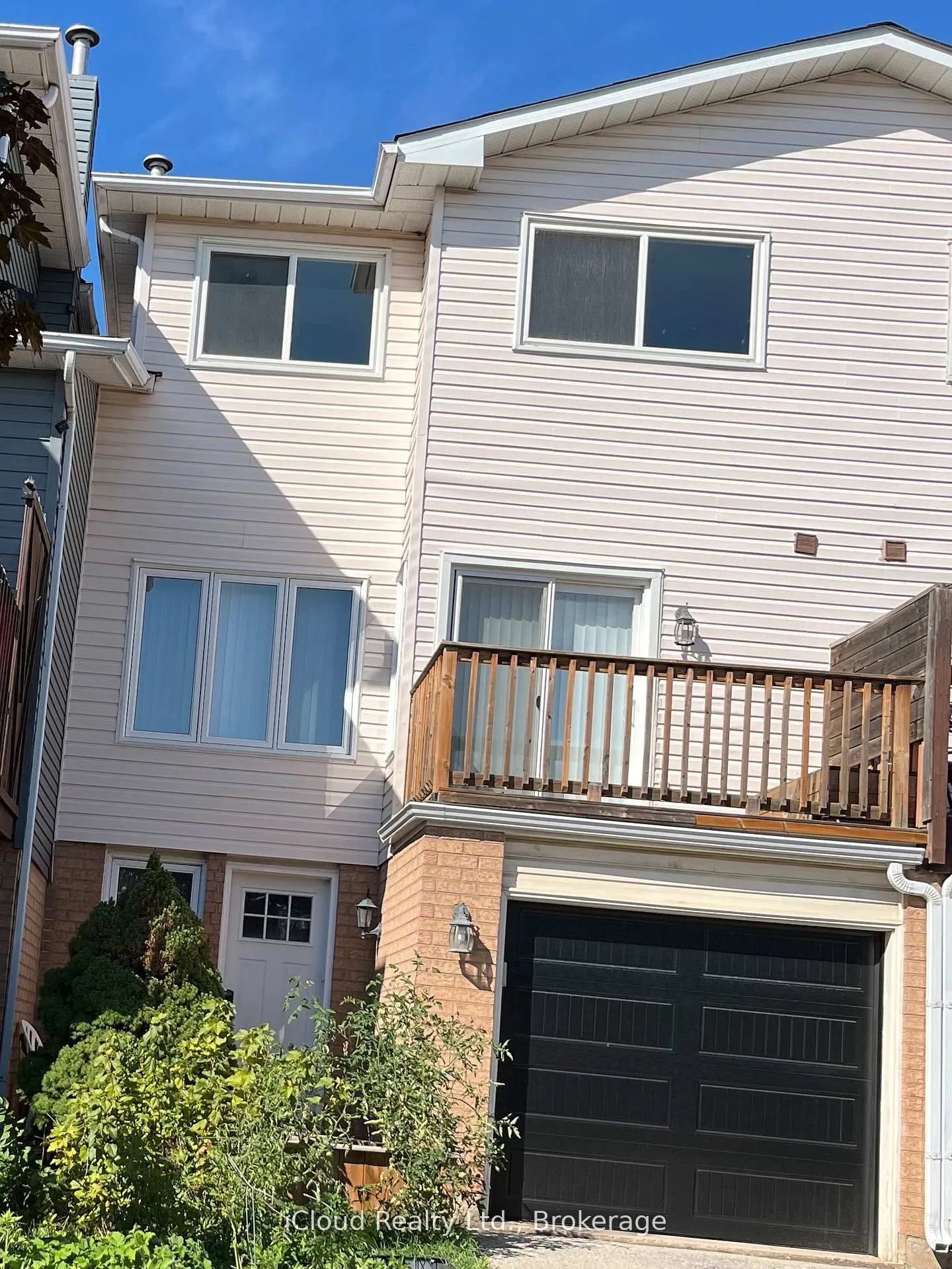 40 Glenashton Drive