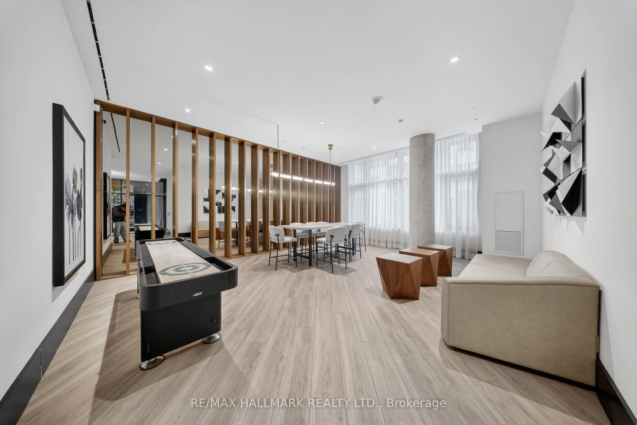 1808 St. Clair Avenue W #304