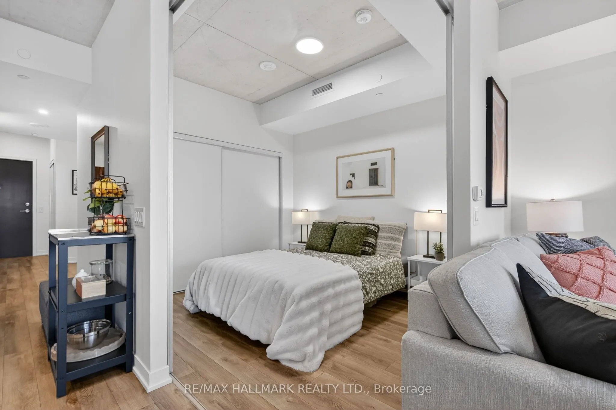 1808 St. Clair Avenue W #304