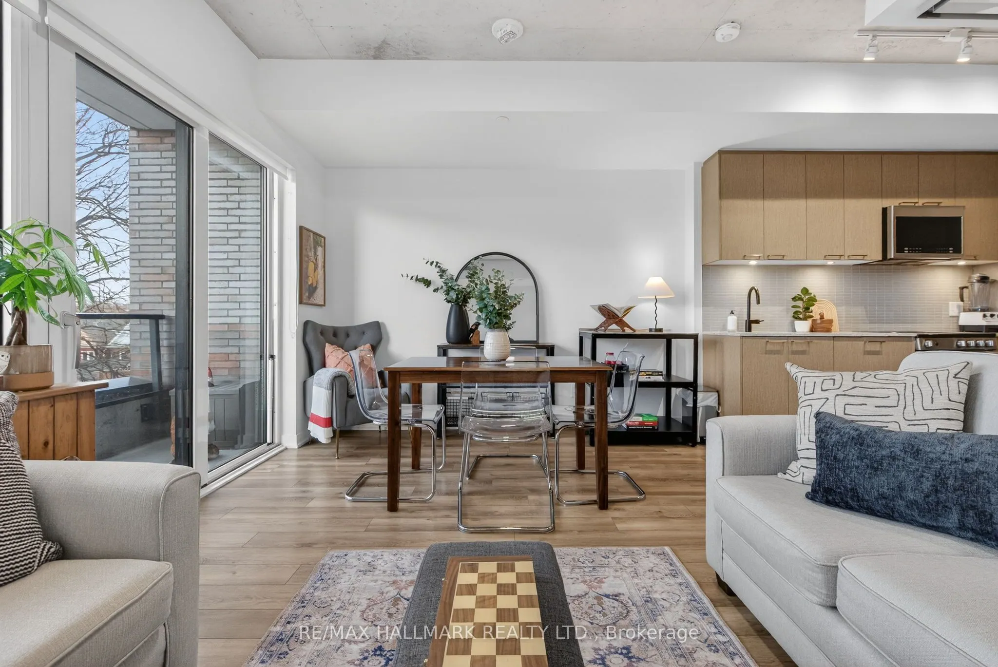 1808 St. Clair Avenue W #304