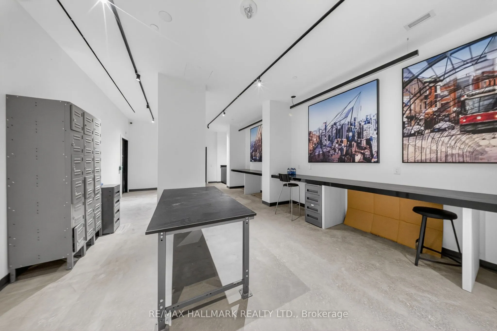1808 St. Clair Avenue W #304