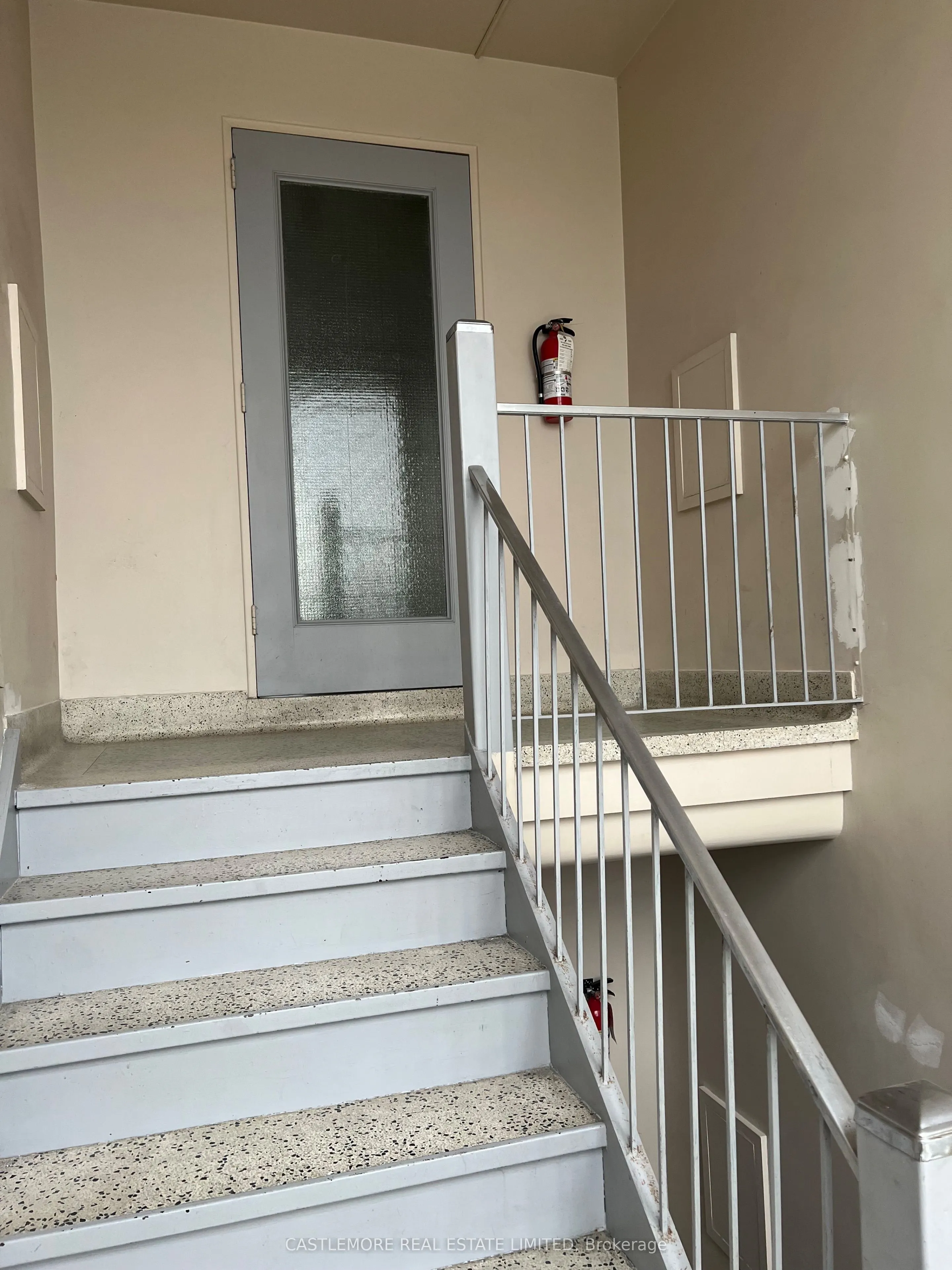 9 Allenby Avenue