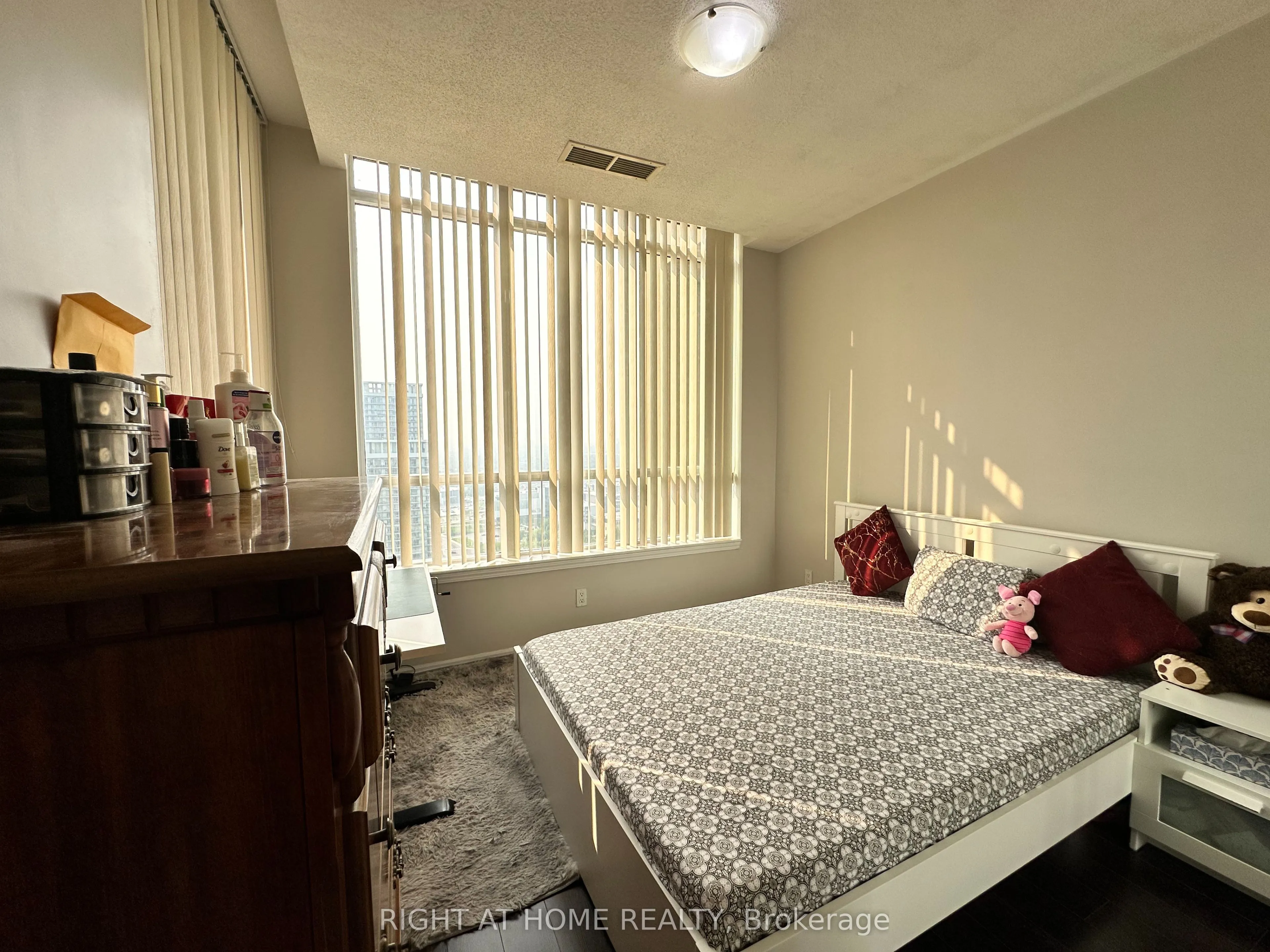 4090 Living Arts Drive #2906