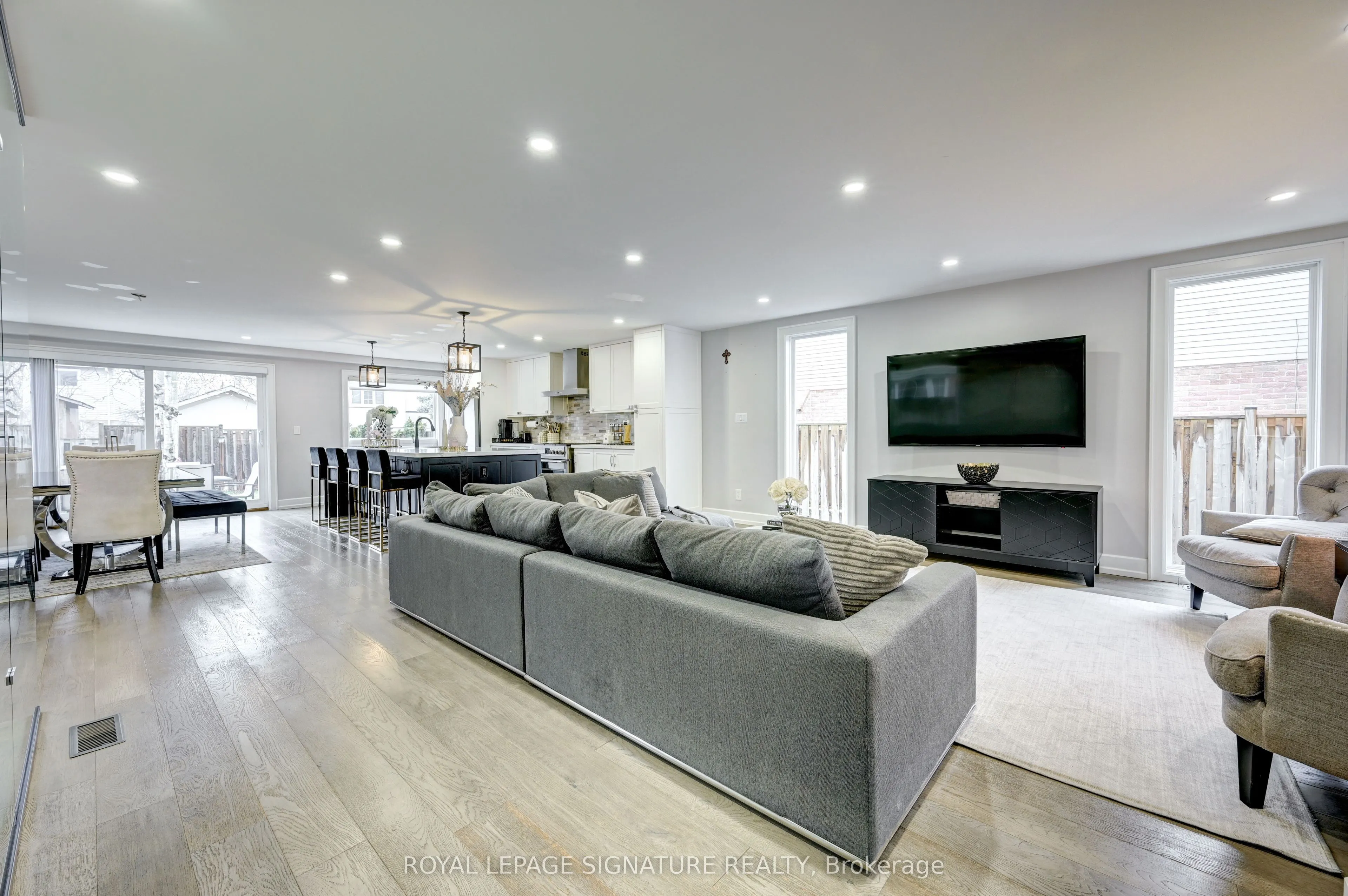 3035 Saracen Court