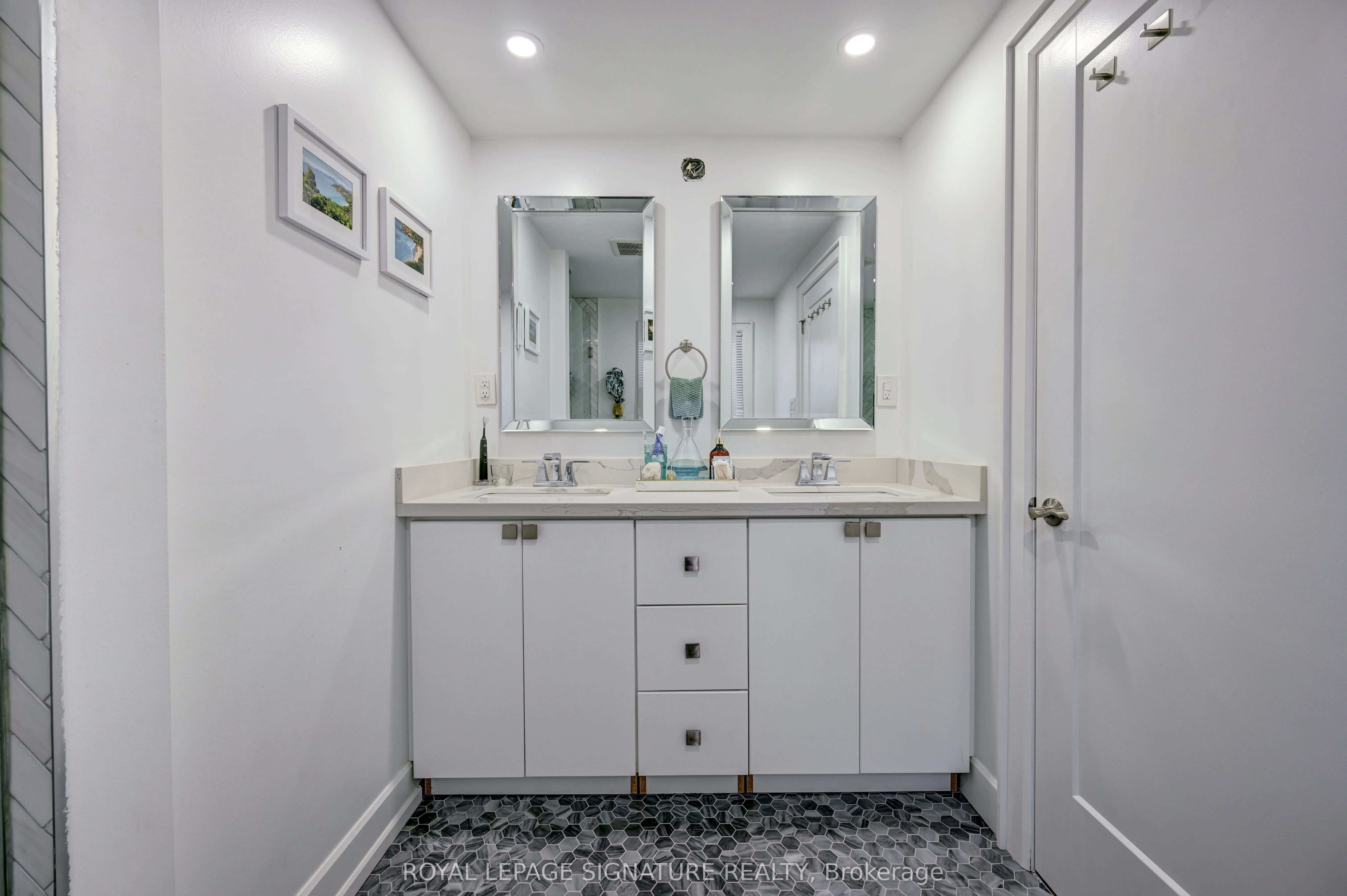 3035 Saracen Court