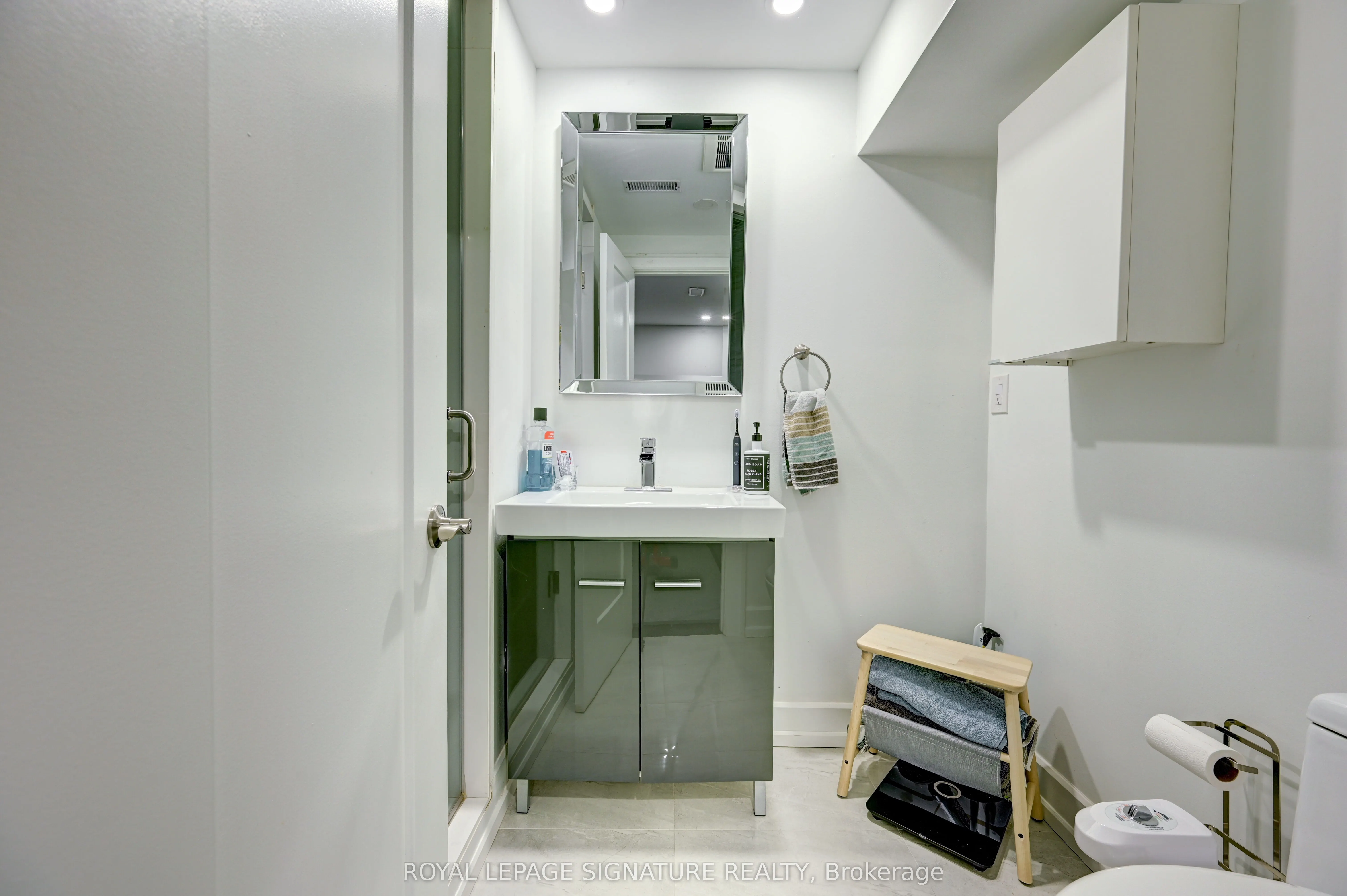 3035 Saracen Court