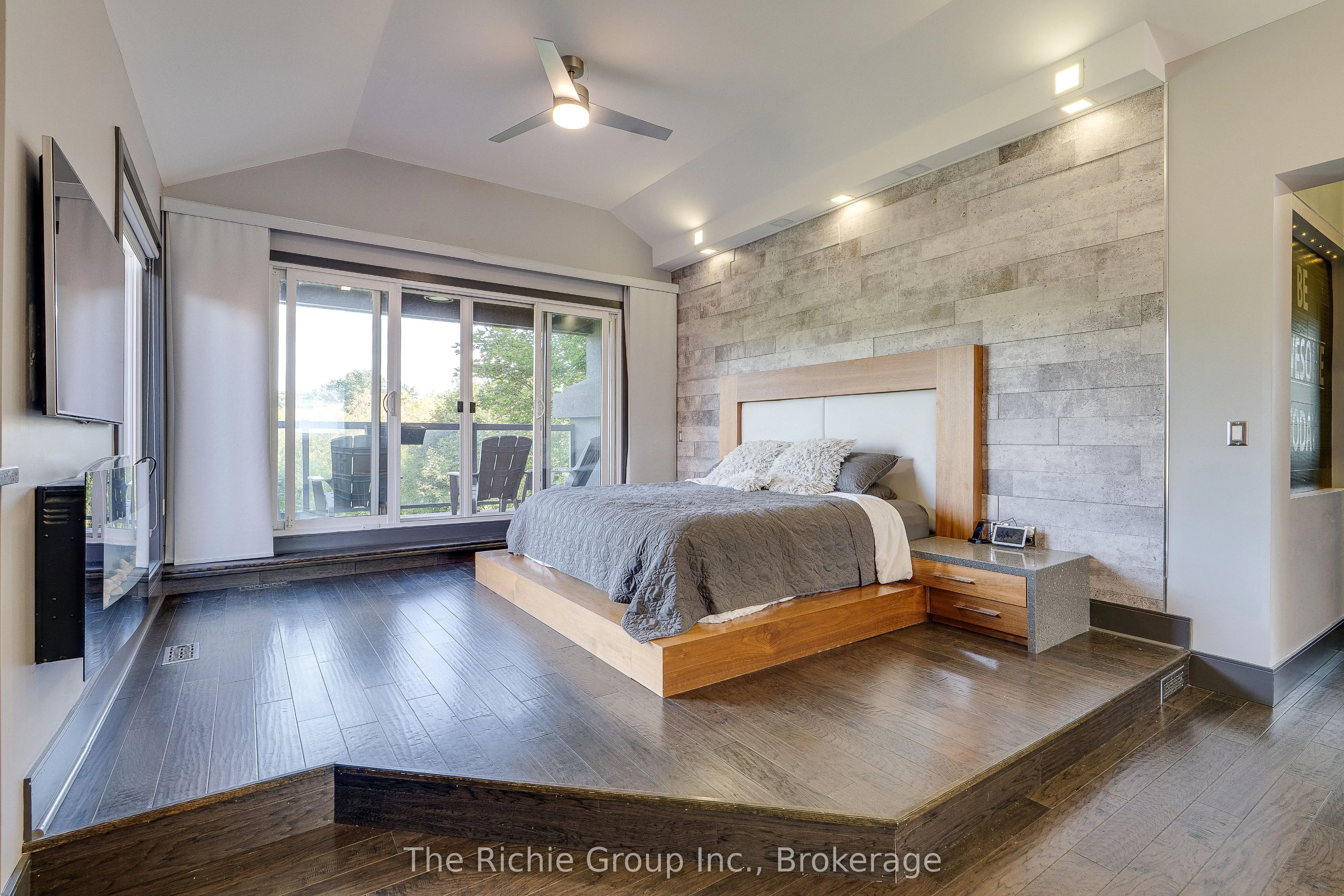21 Bartley Drive