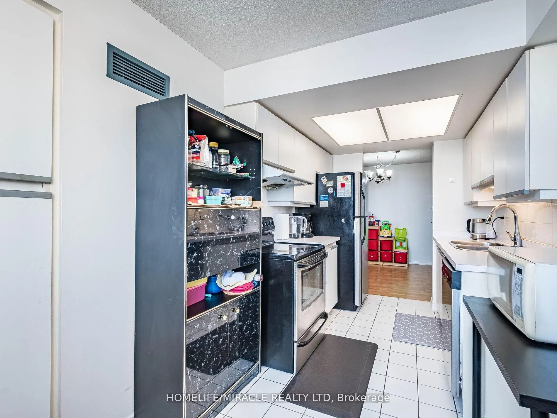 30 Malta Avenue #1809