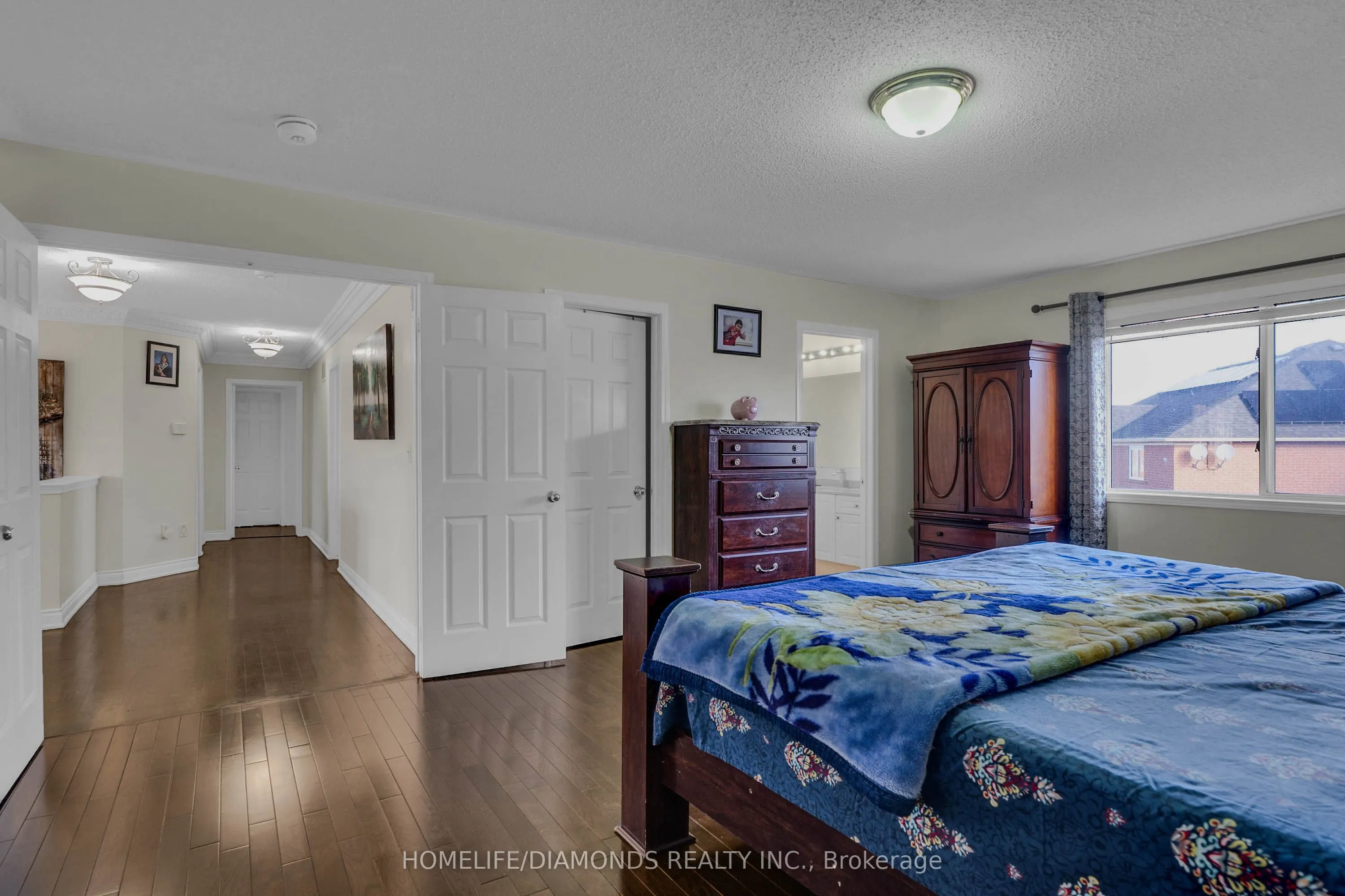 70 Maldives Crescent