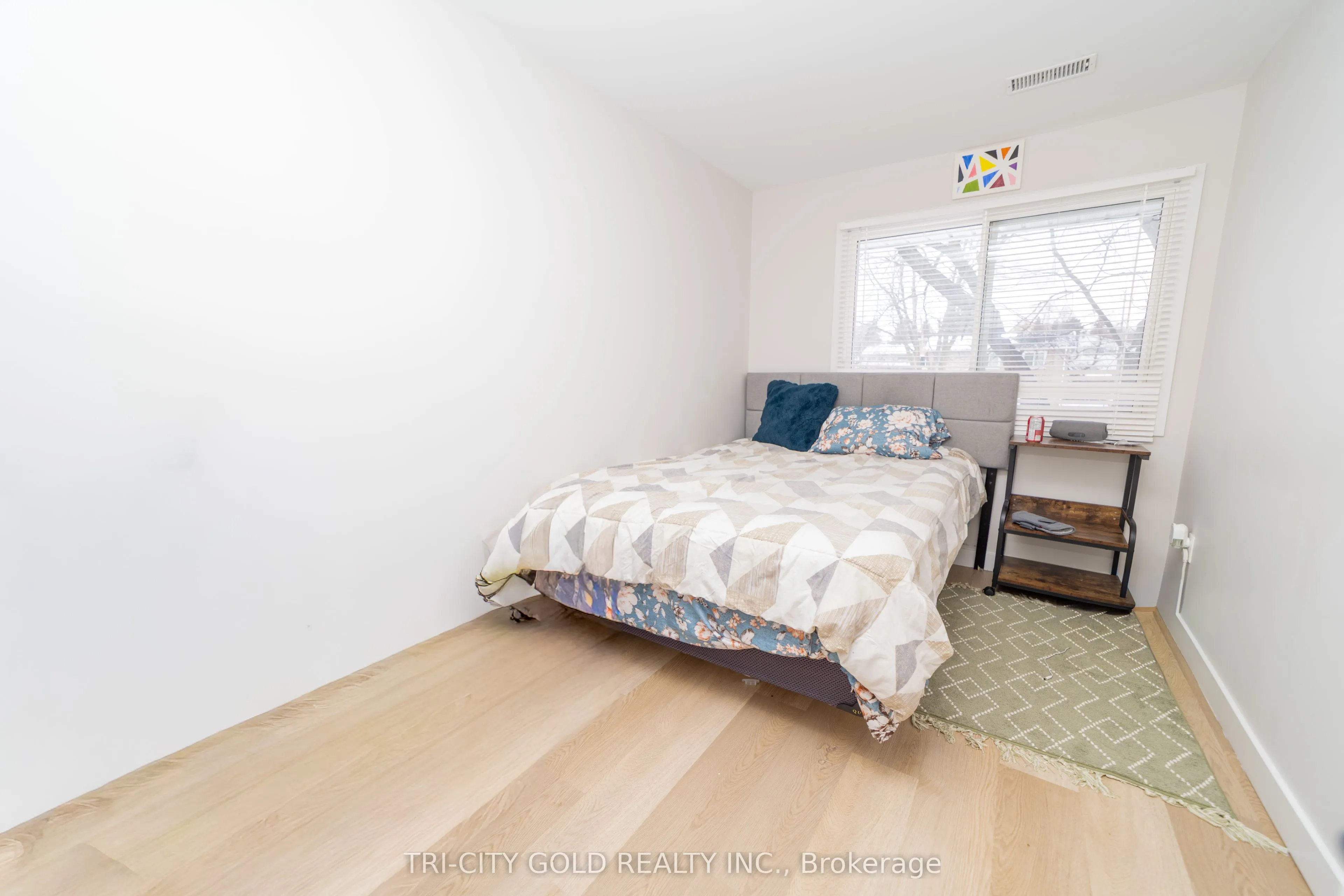 3 Holmstead Court
