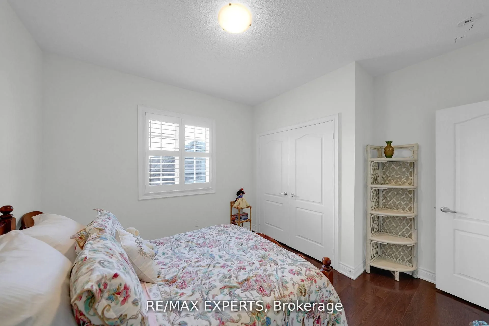 10 Falkland Road