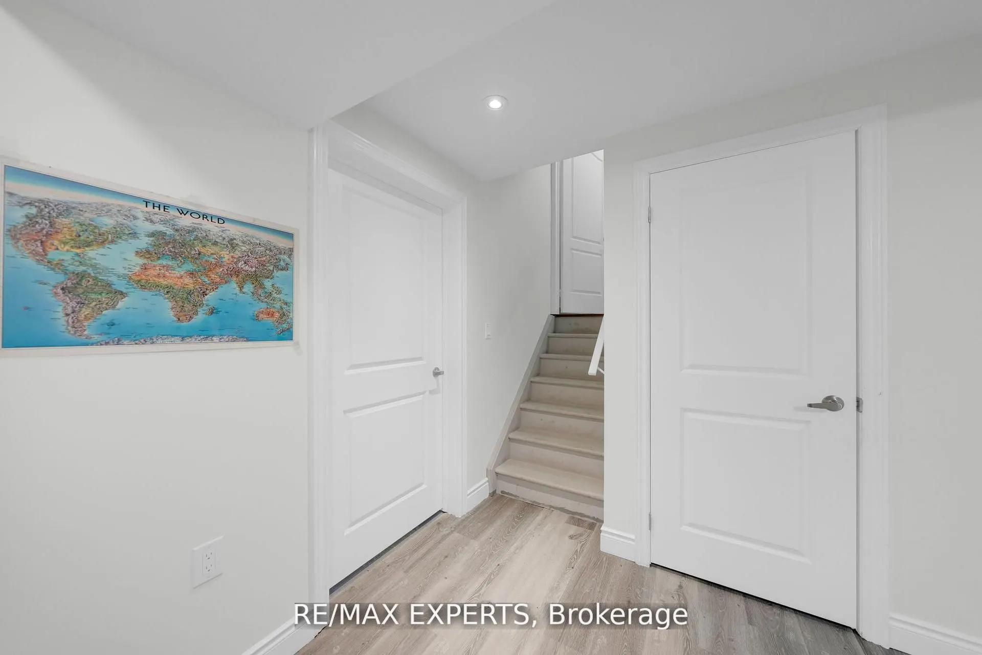 10 Falkland Road