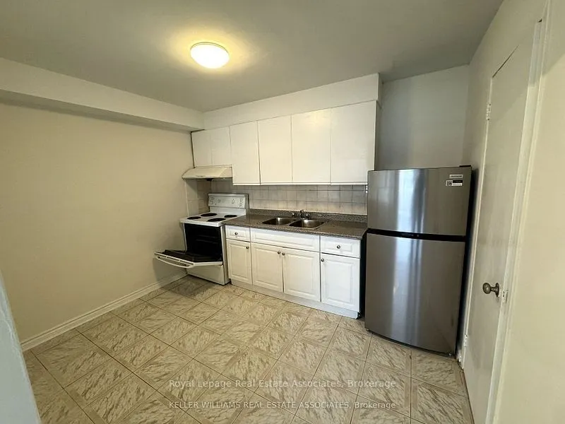 3071 Hurontario Street #1