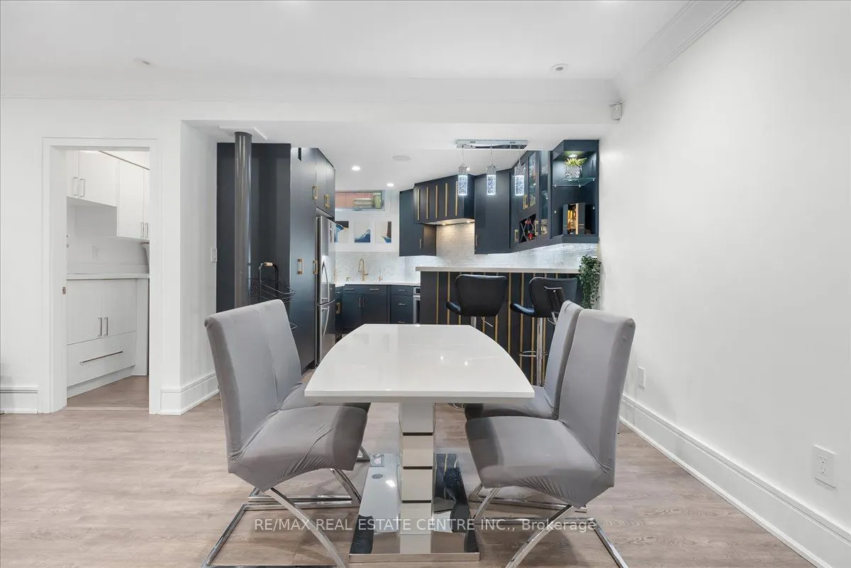 64 Aviemore Drive