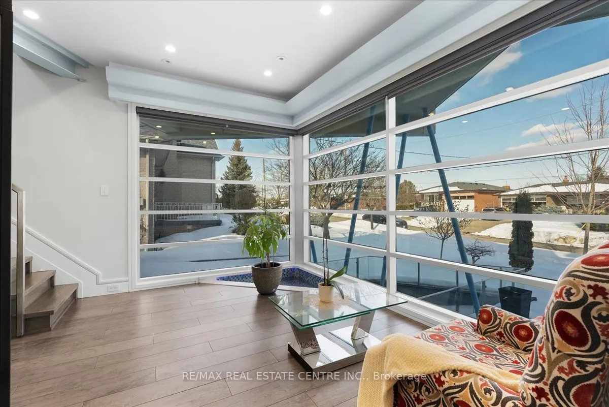 64 Aviemore Drive