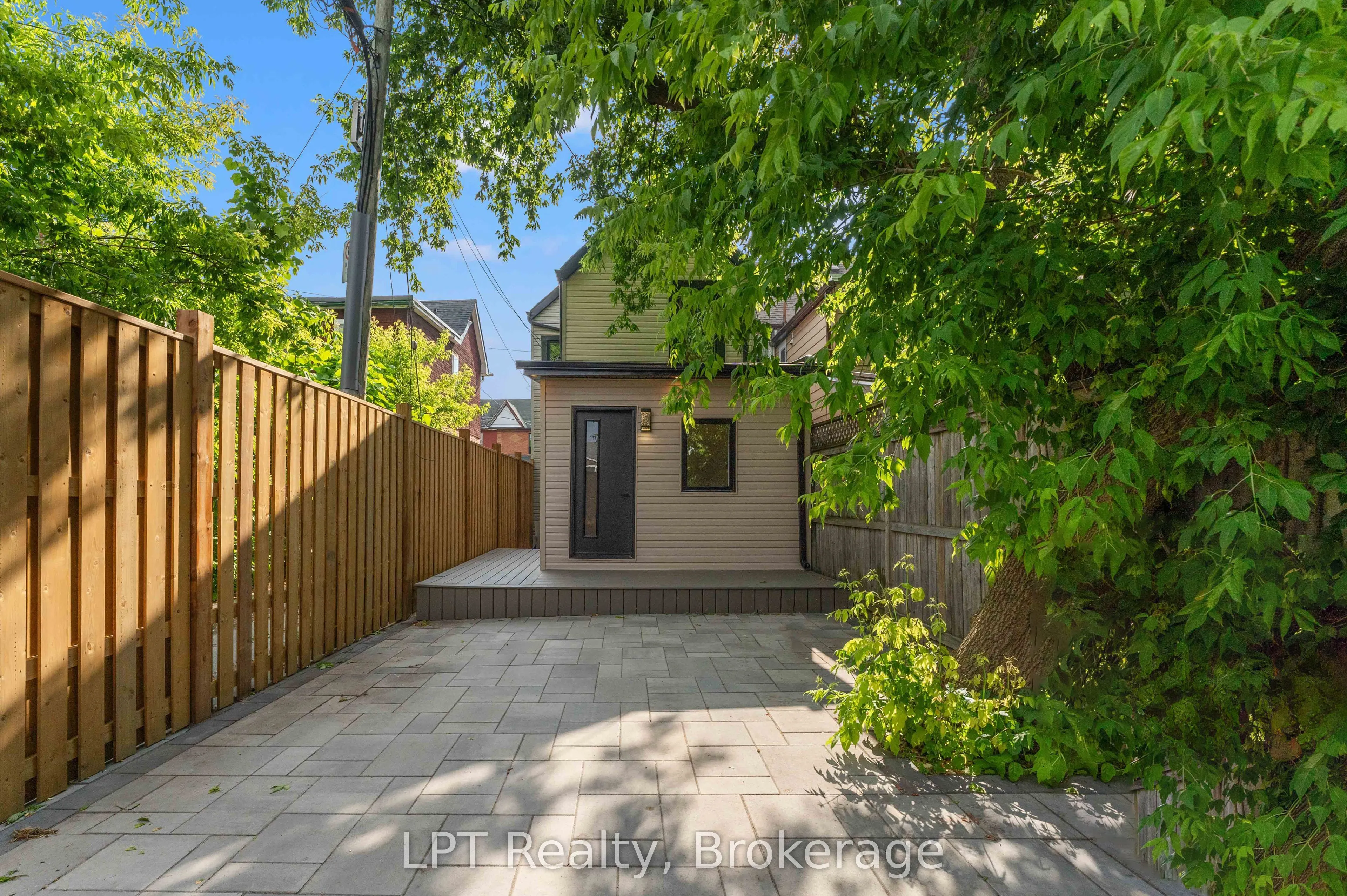 204 Franklin Avenue