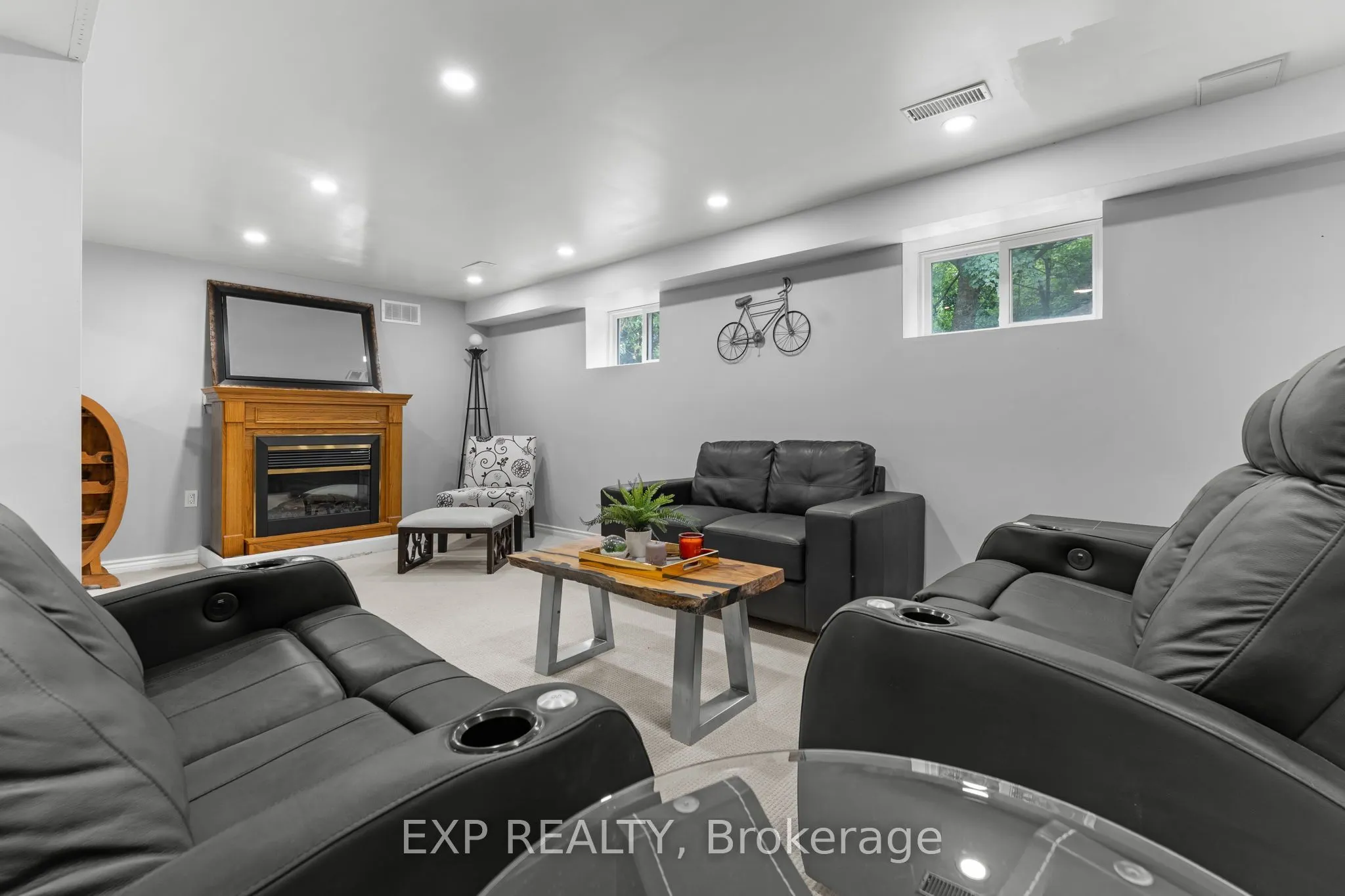 208 Glen Oak Drive