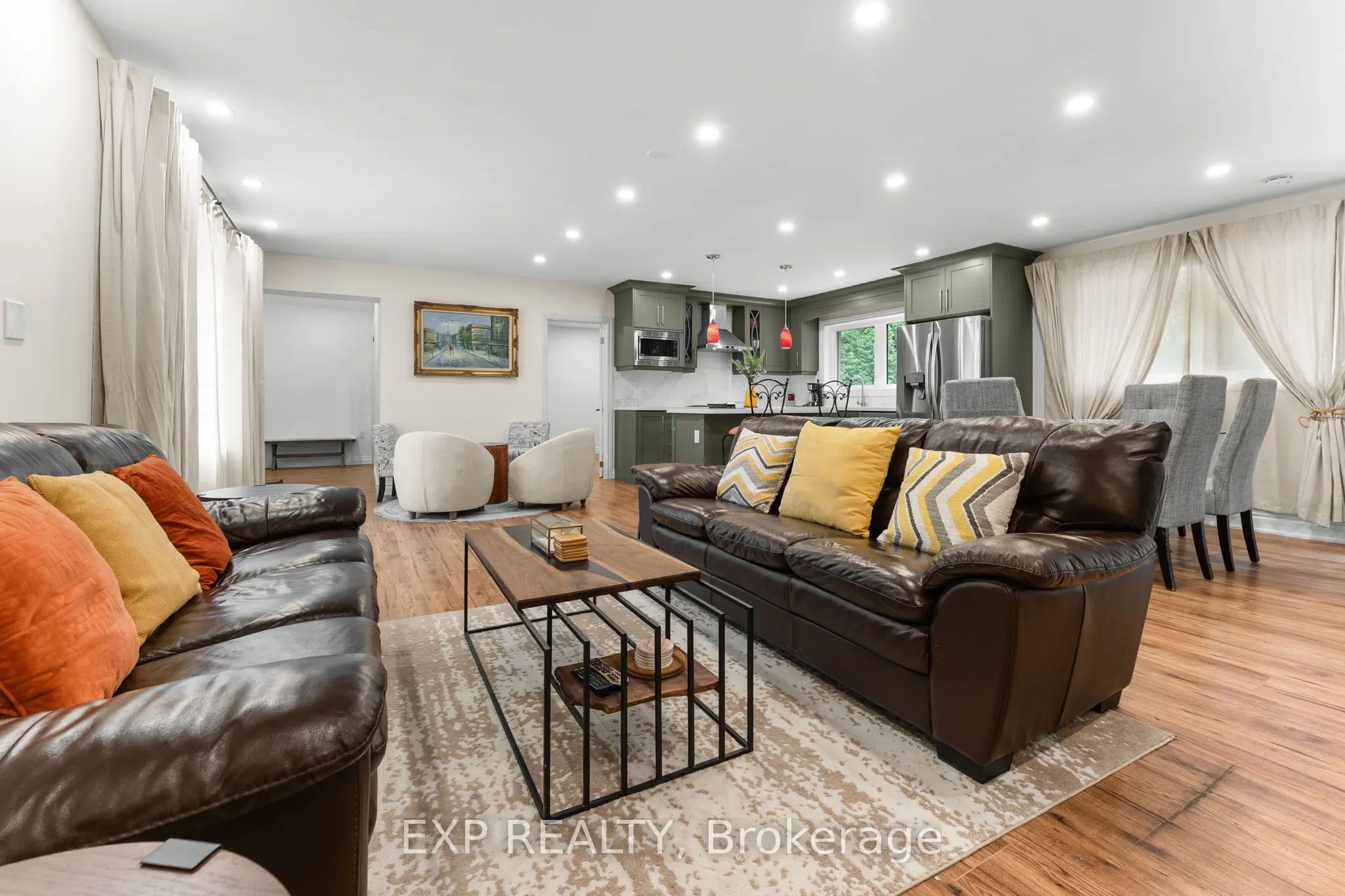 208 Glen Oak Drive