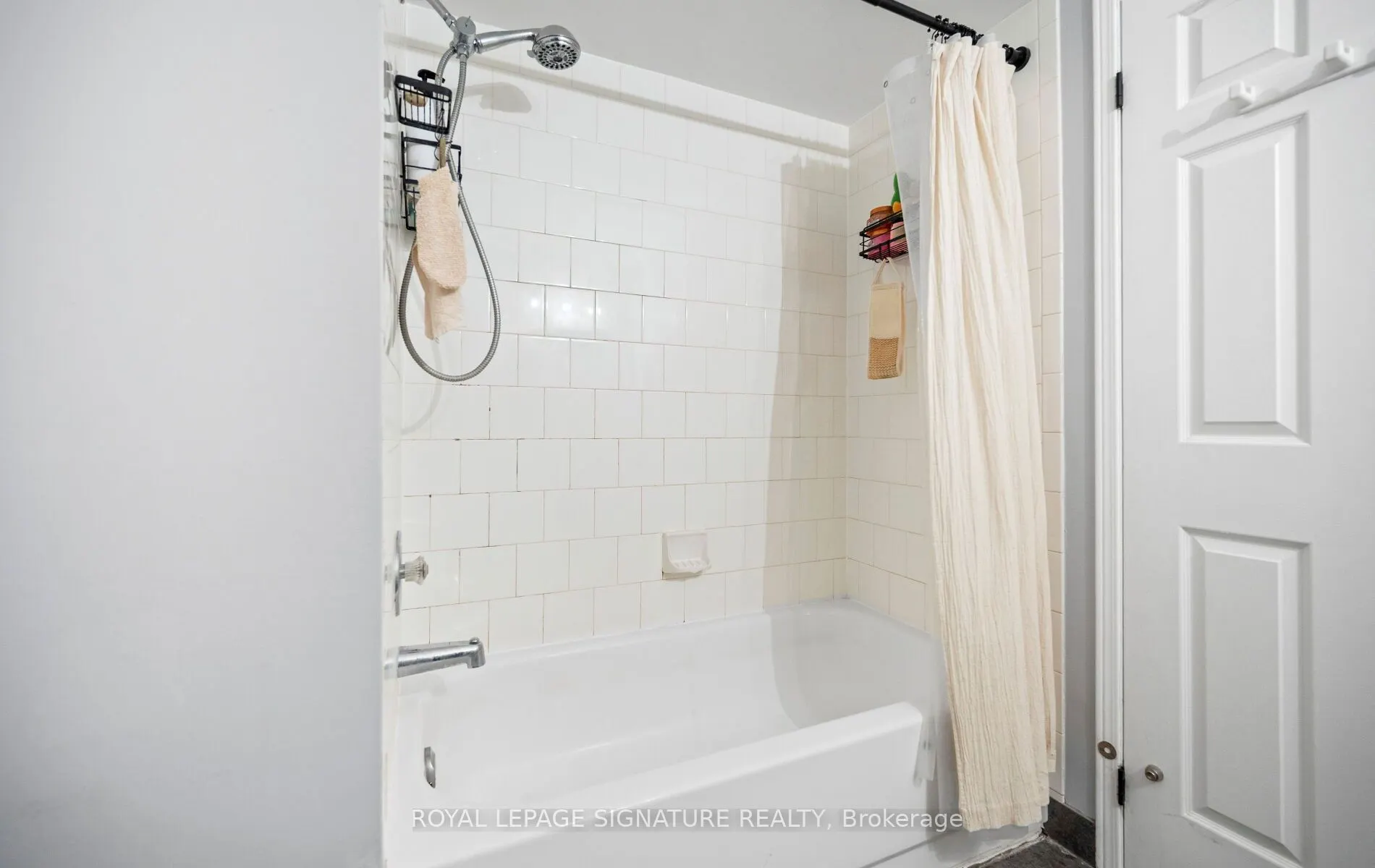 2110 Cleaver Avenue #242
