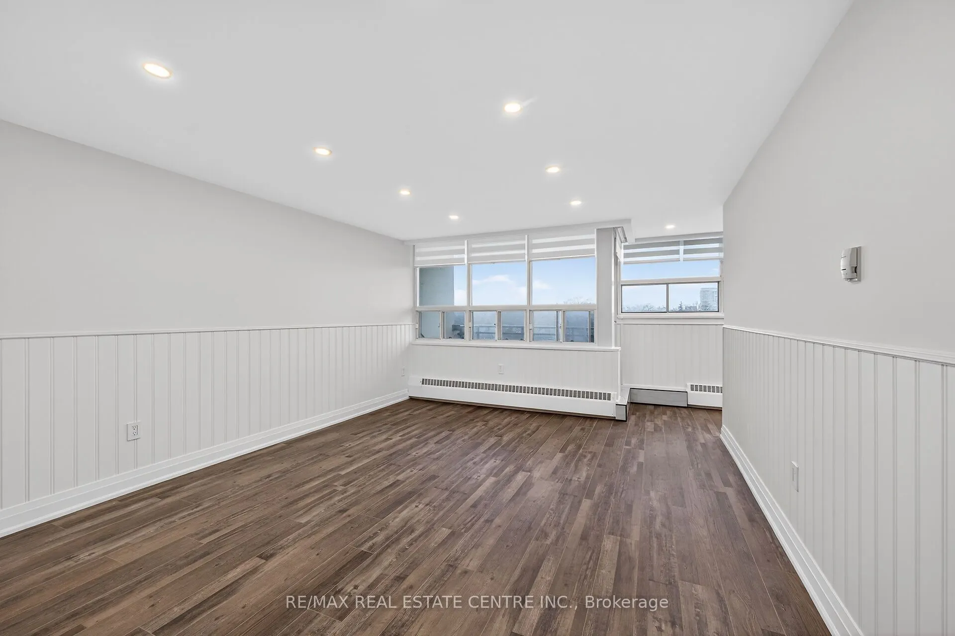 212 Kerr Street #702
