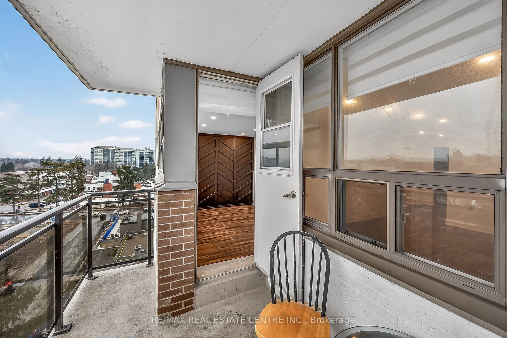 212 Kerr Street #702