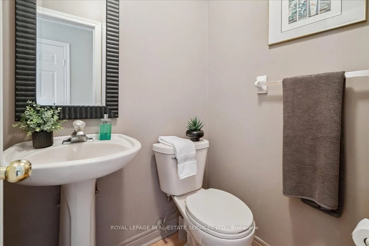 2871 DARIEN Road #14