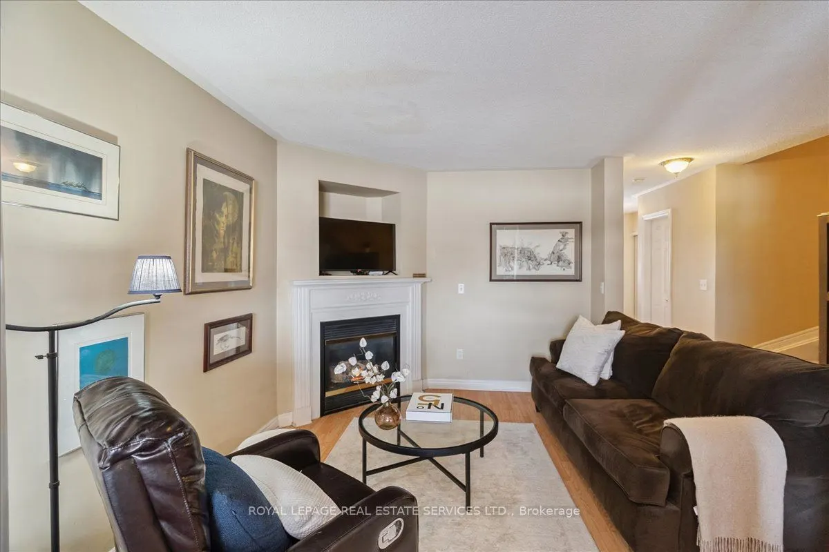 2871 DARIEN Road #14