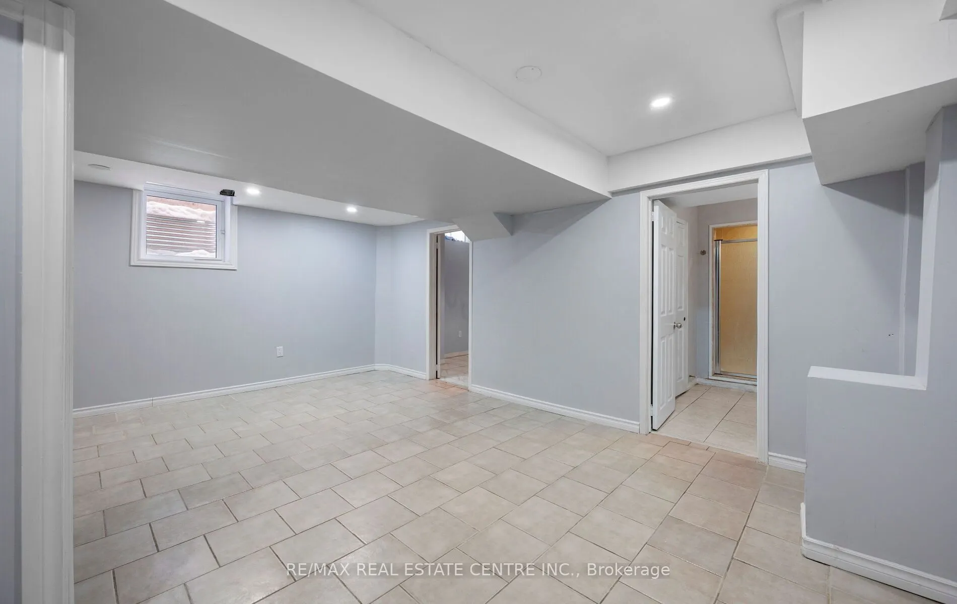 15 Revelstoke Place