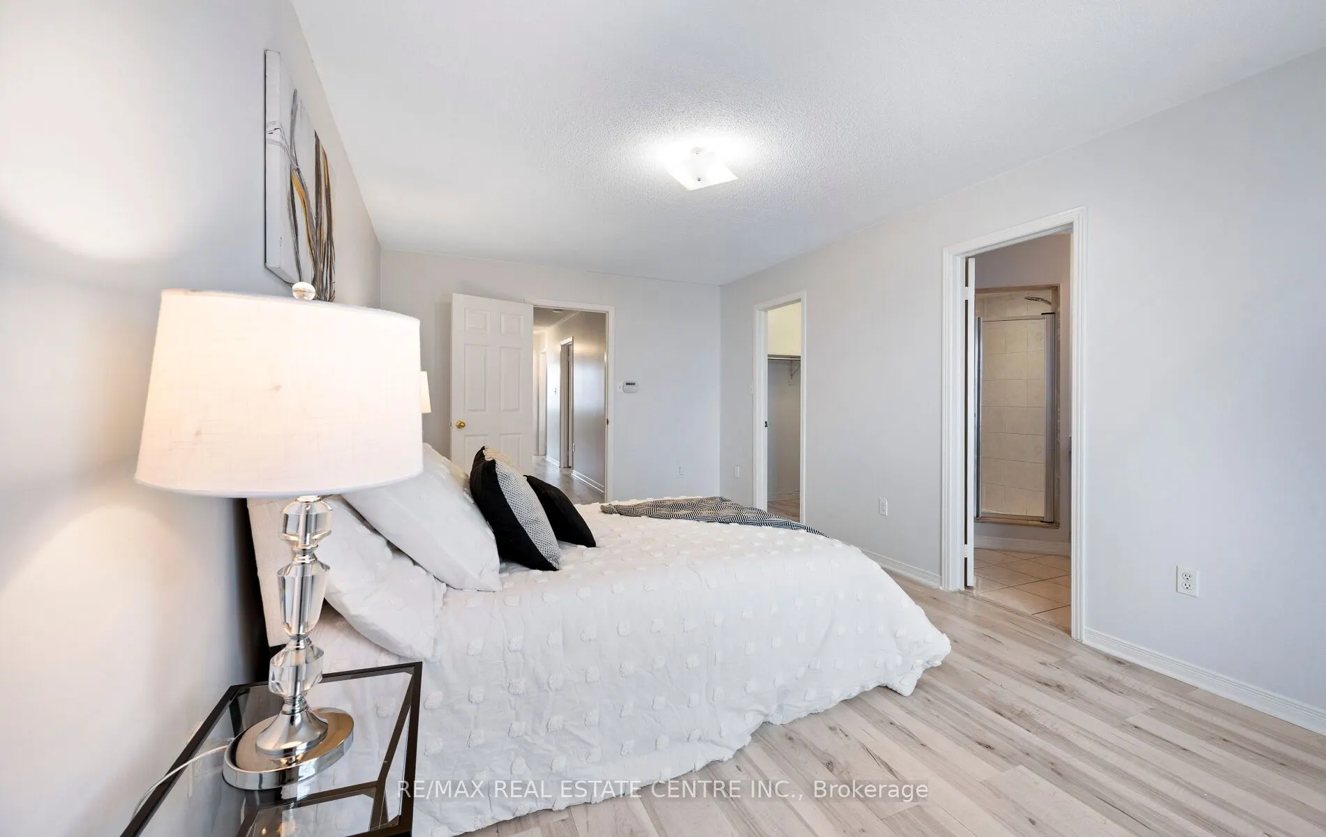 15 Revelstoke Place