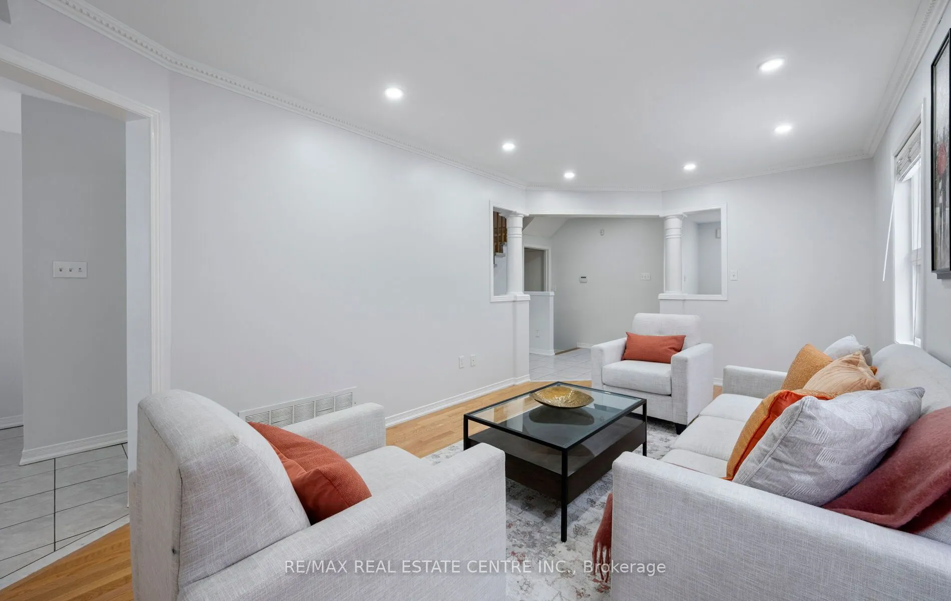 15 Revelstoke Place