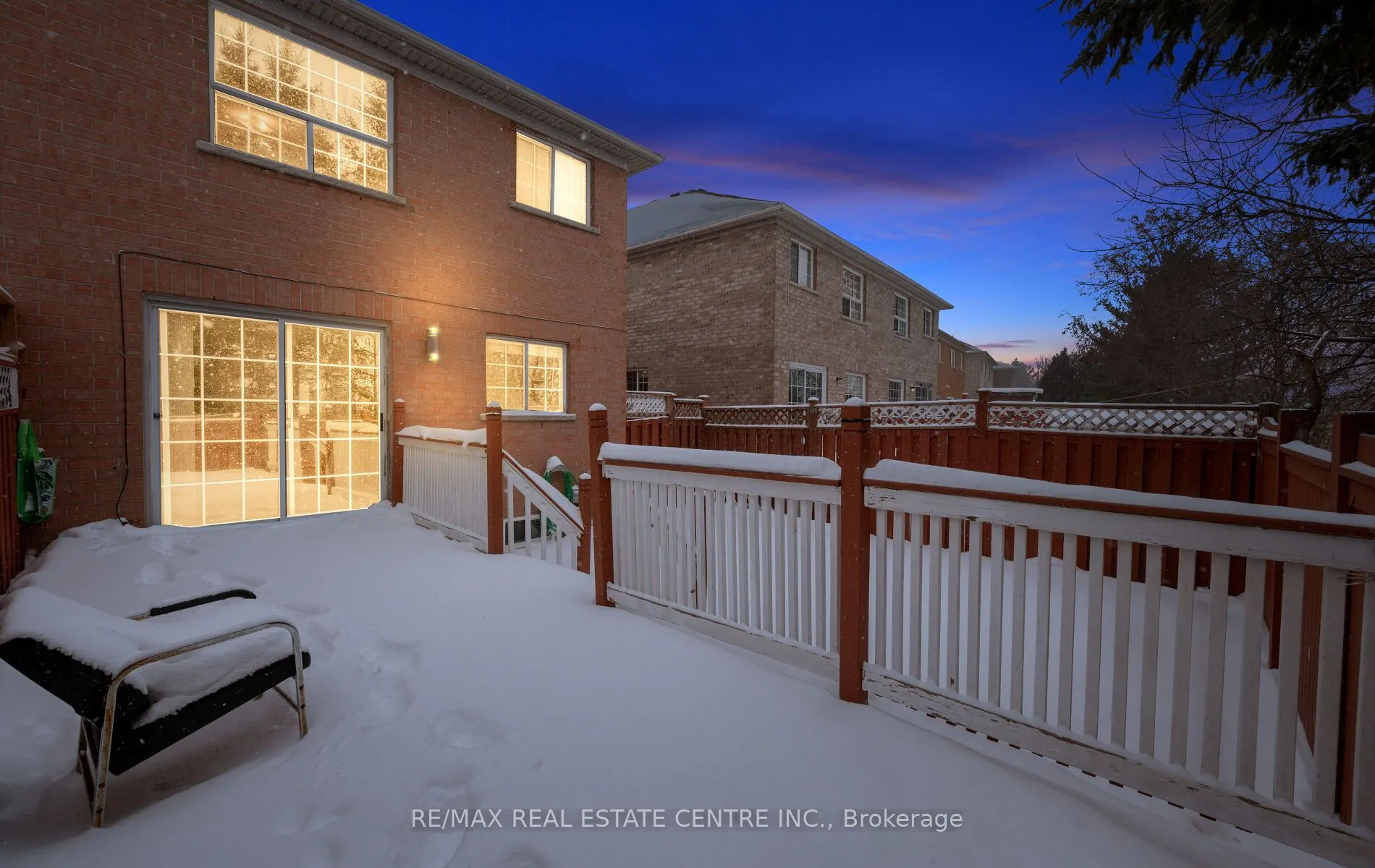 15 Revelstoke Place