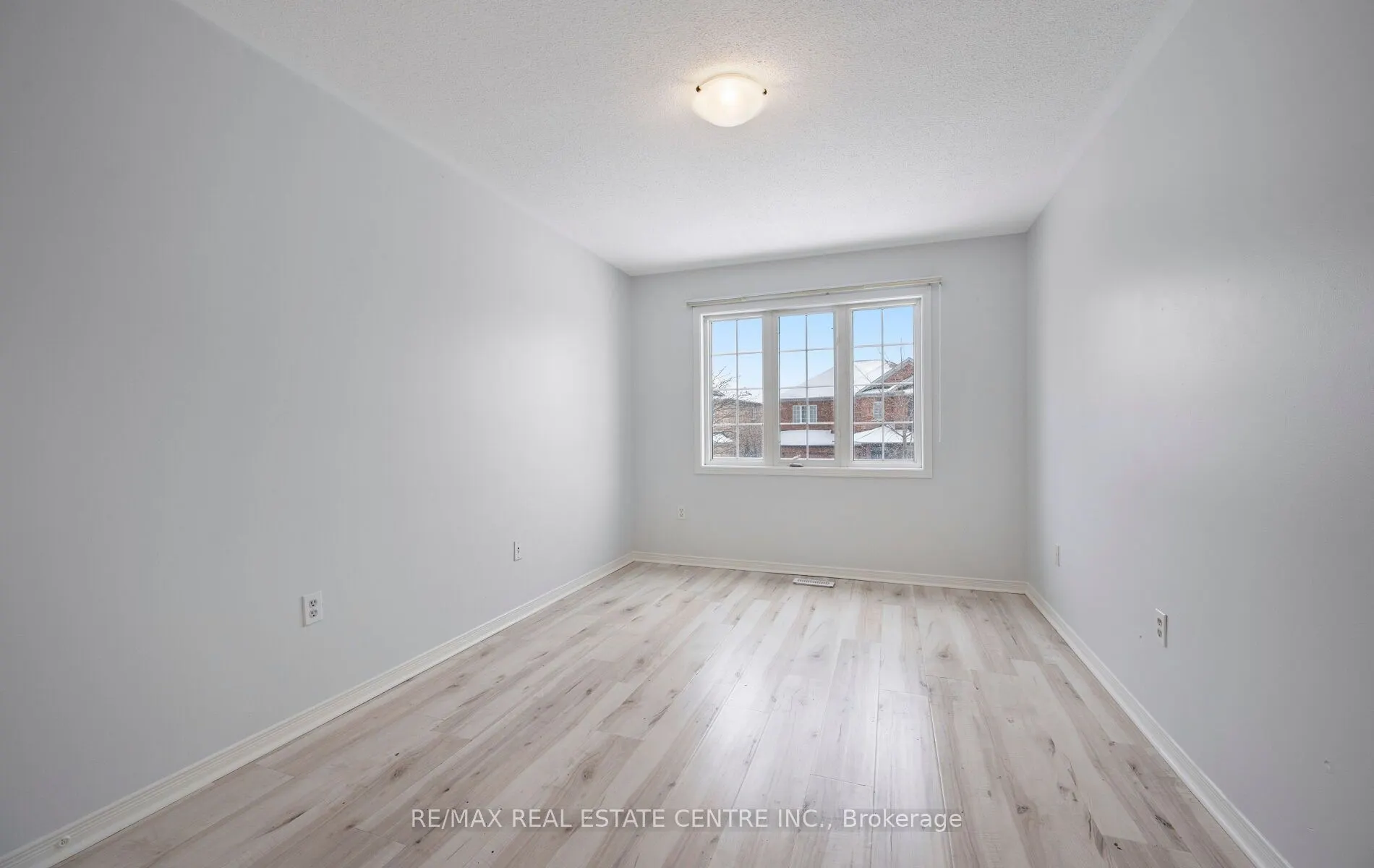 15 Revelstoke Place