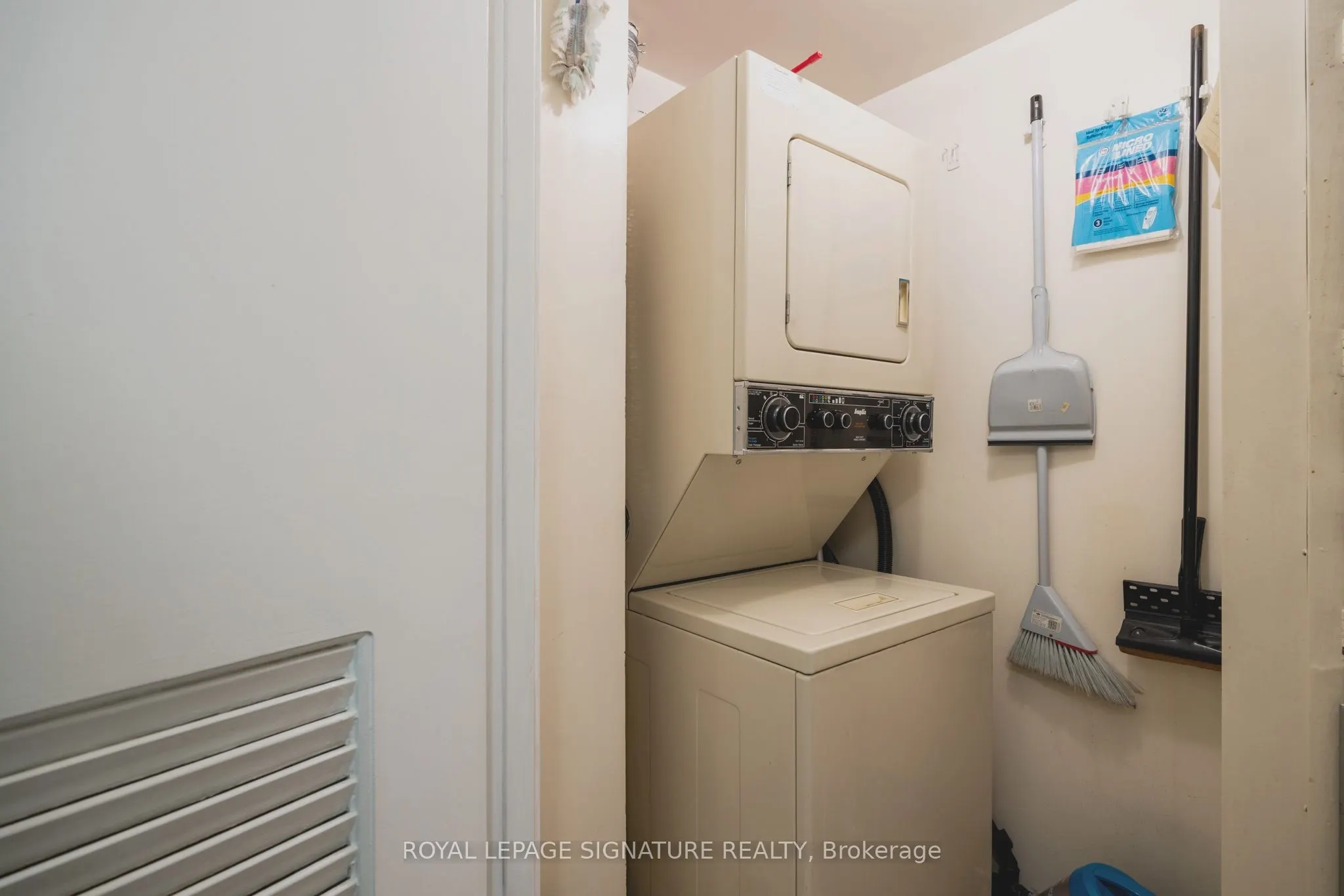 1300 Bloor Street #1405